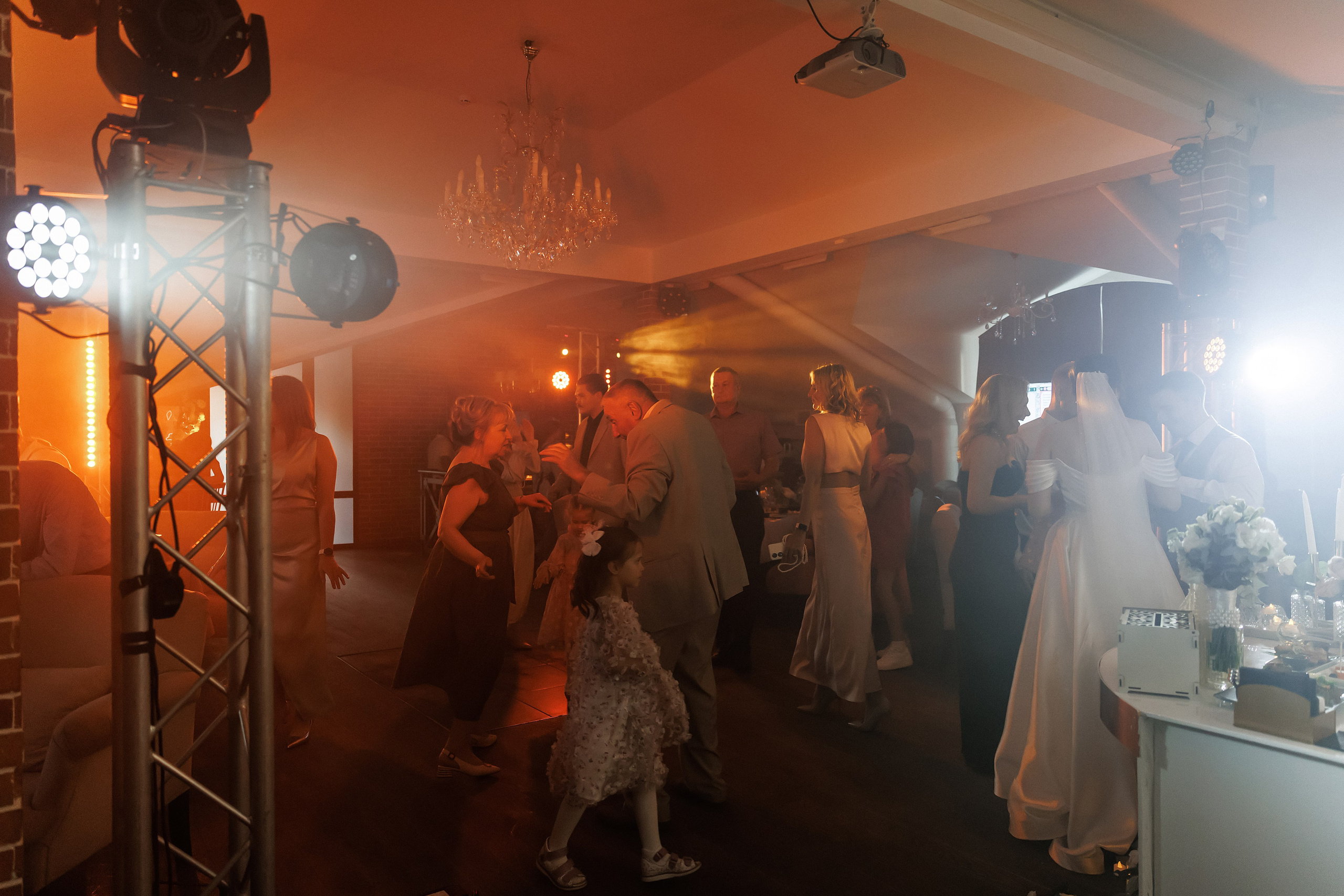 Екатерина и Владислав. Свадебный фотограф в Пскове и Санкт-Петербурге | Анна Голикова