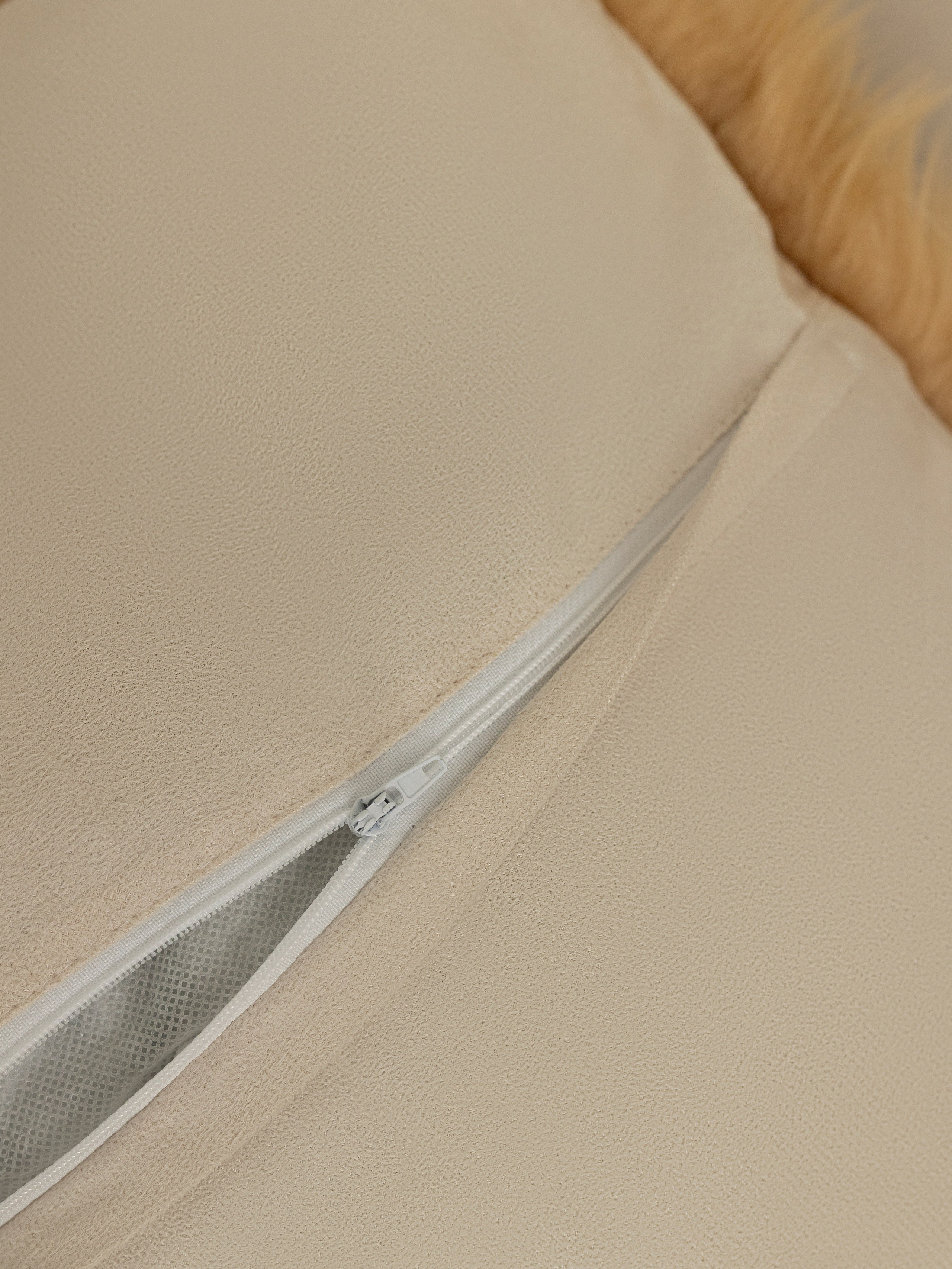 Подушки. Агенство визуального контента