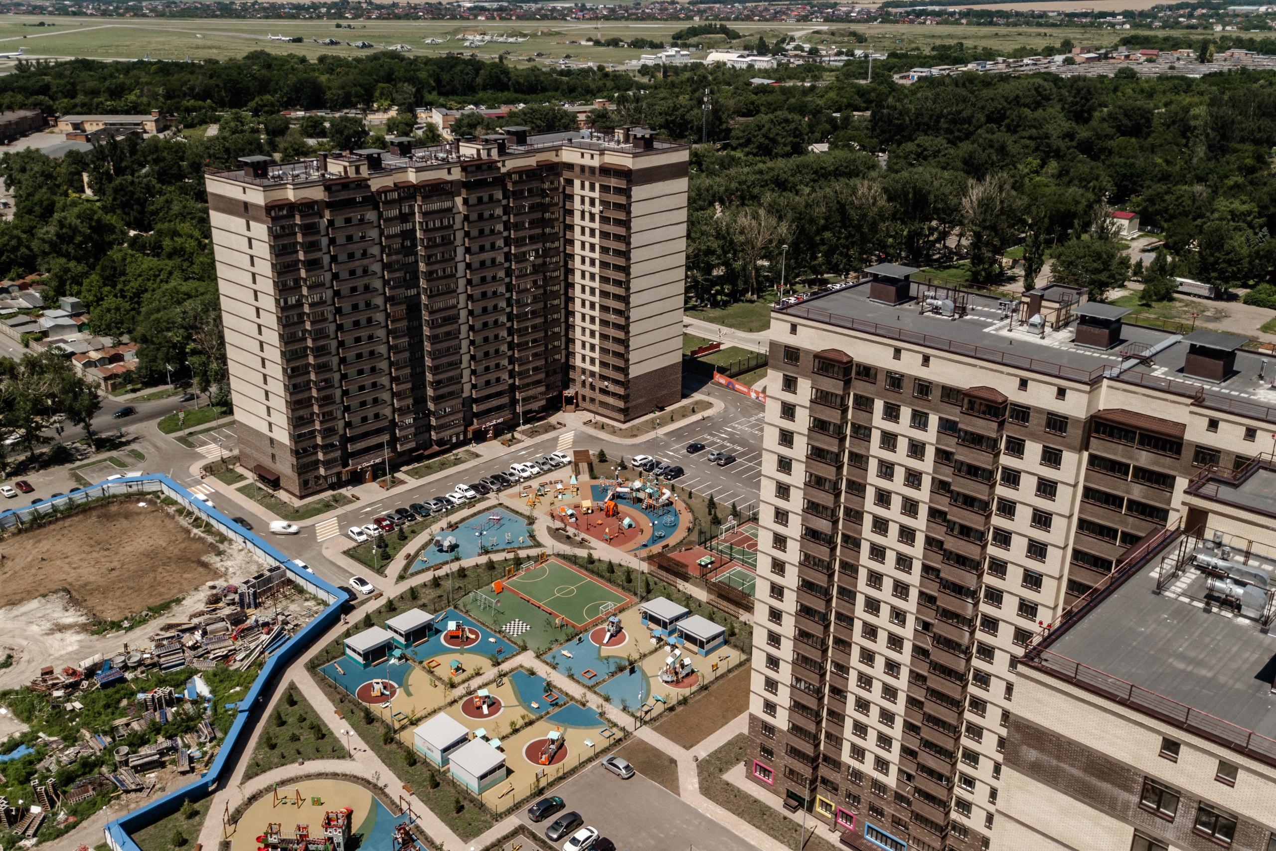 Профессиональная высотная фото и видео съемка недвижимости