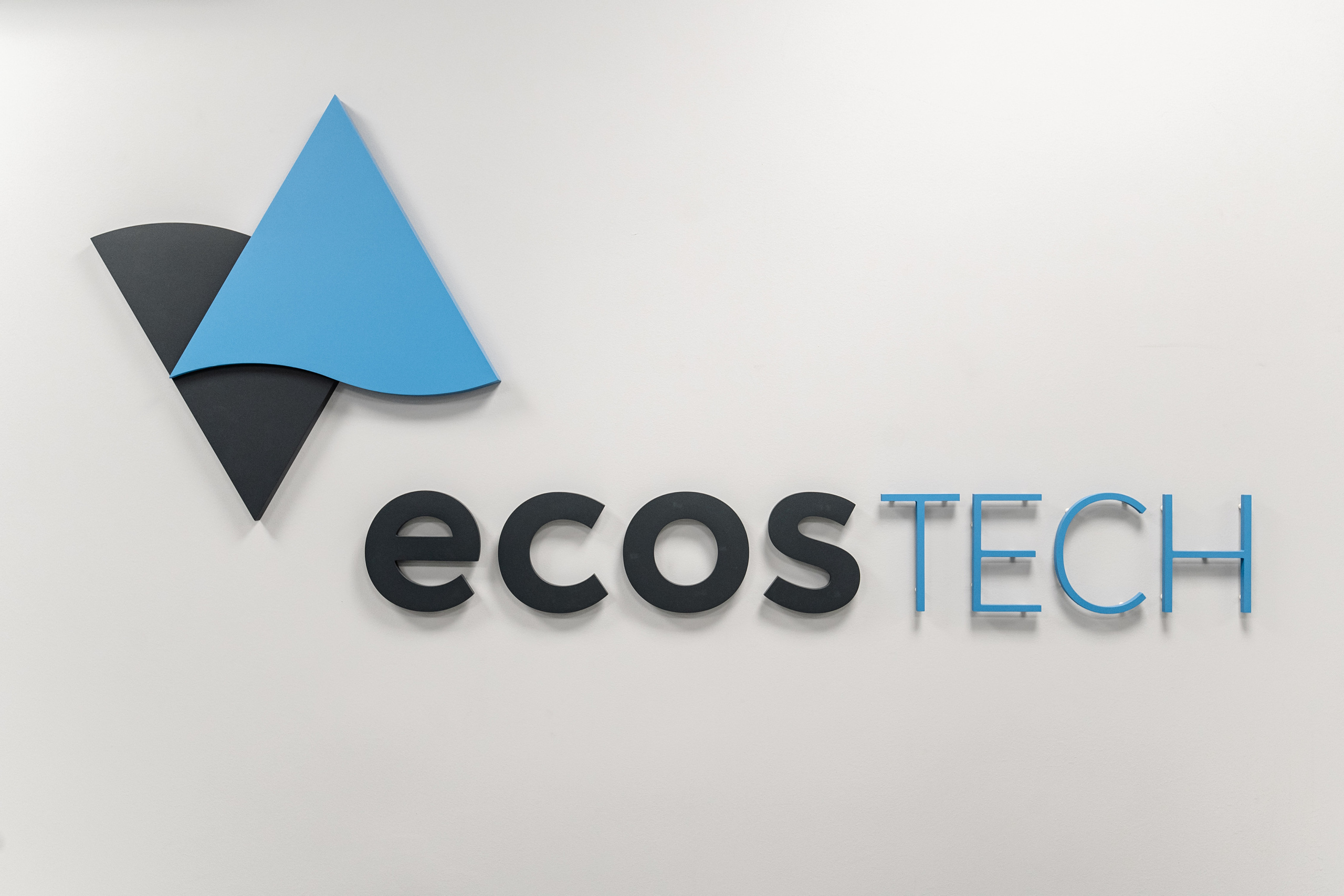 Профессиональная фото и видео съемка бизнес мероприятий и открытий