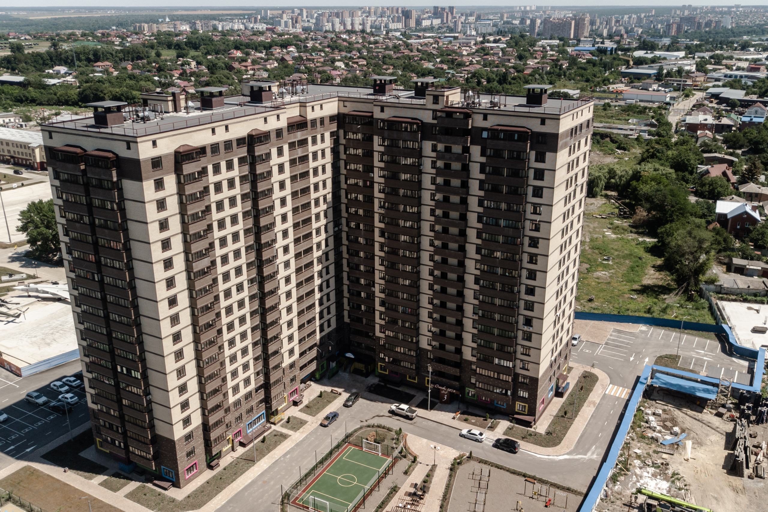 Профессиональная высотная фото и видео съемка недвижимости