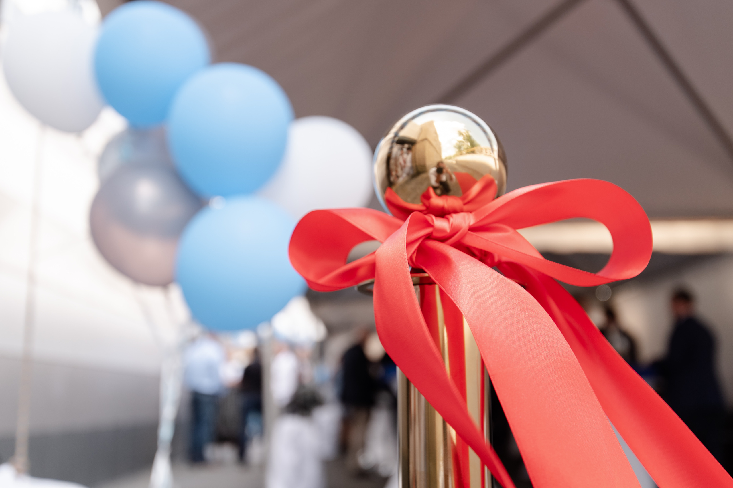 Профессиональная фото и видео съемка бизнес мероприятий и открытий