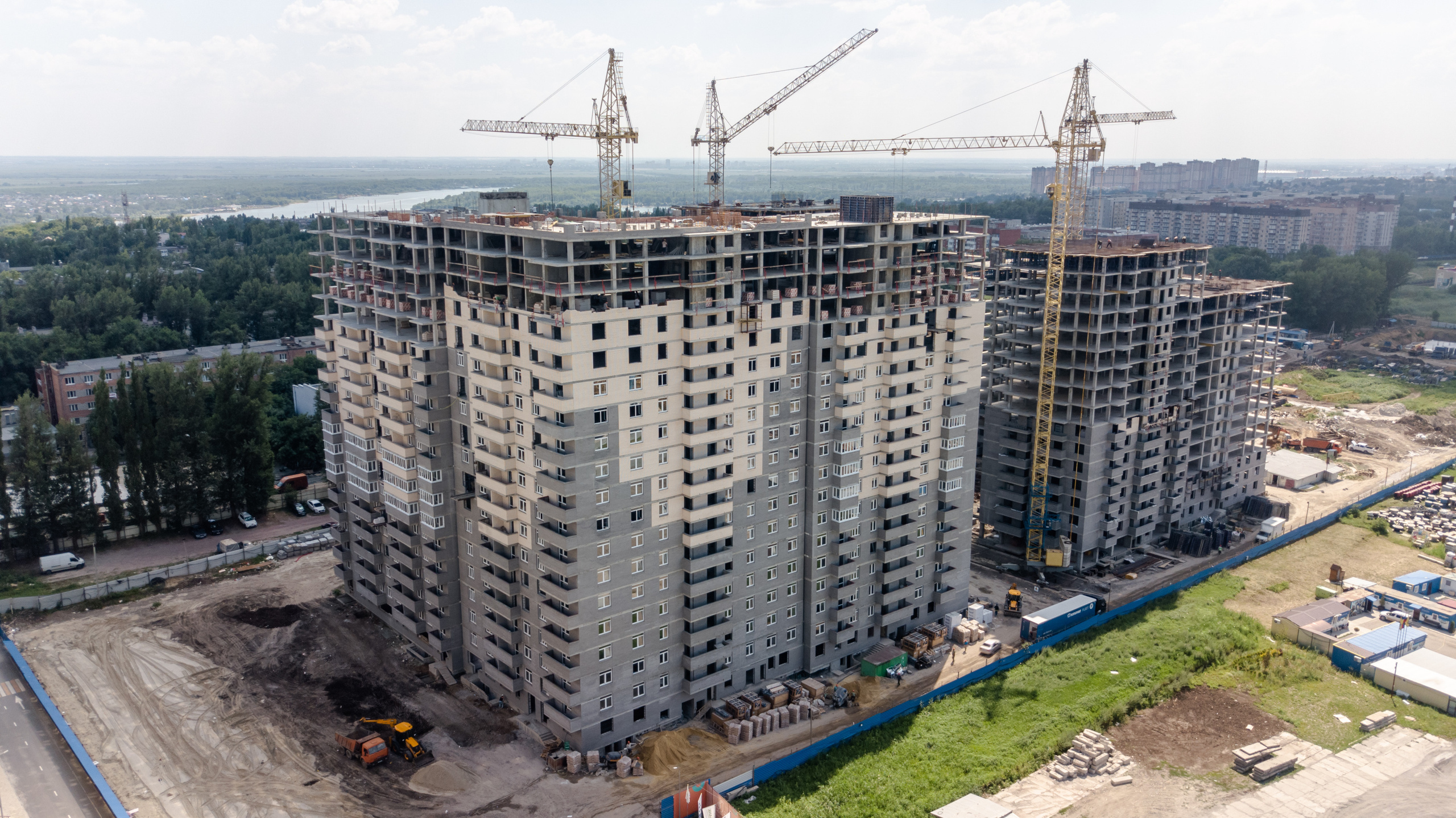 Профессиональная высотная фото и видео съемка недвижимости