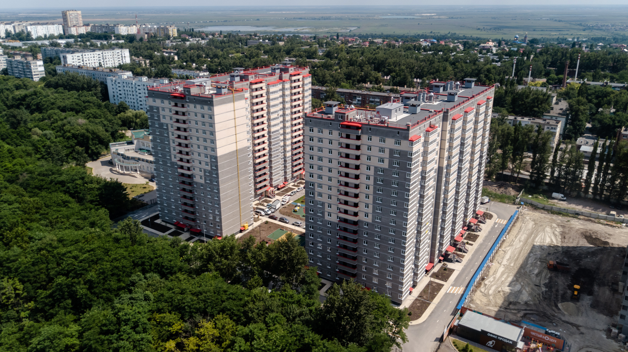 Профессиональная высотная фото и видео съемка недвижимости