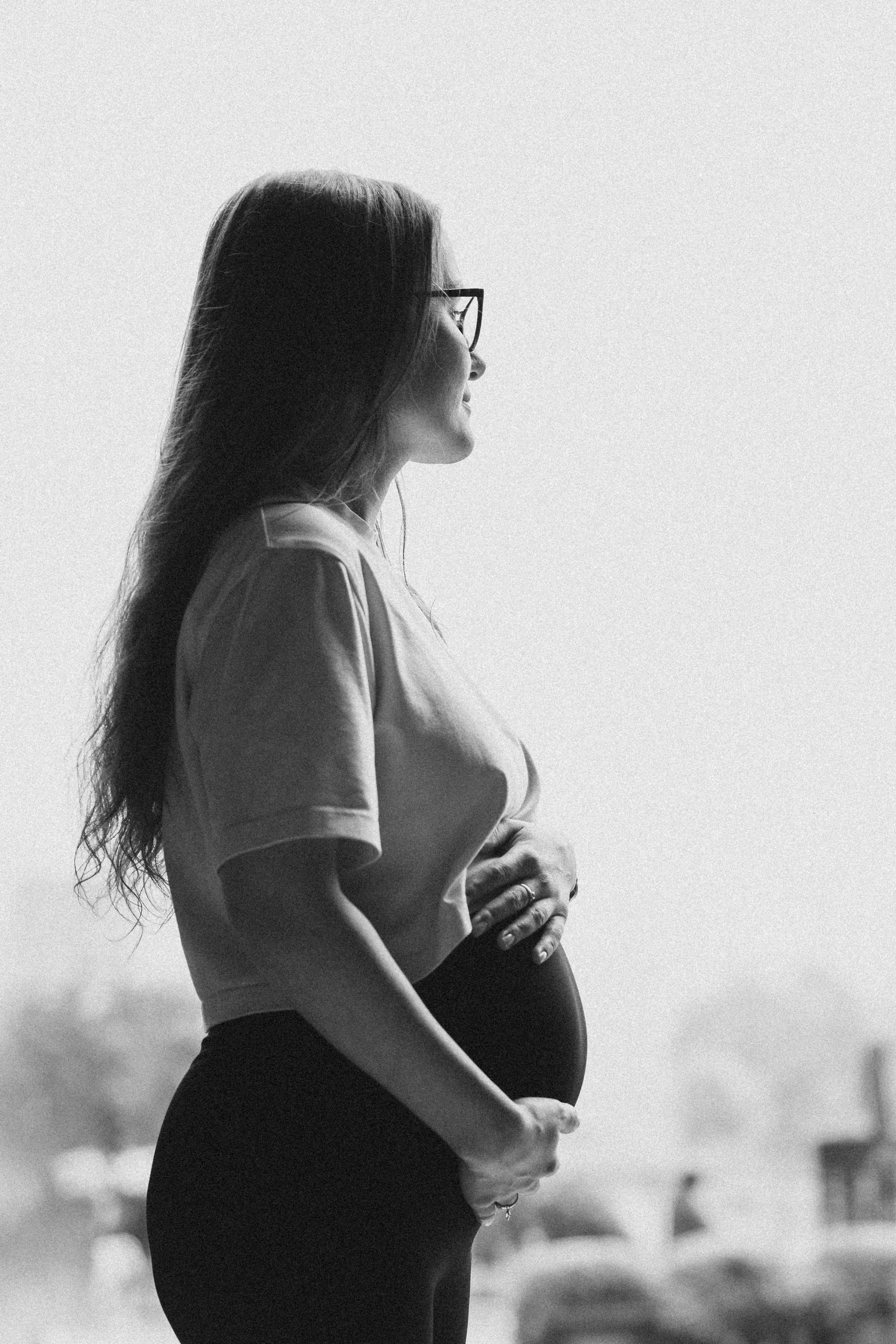 Pregnancy. Family photographer Akulova Natalia in Shanghai, China