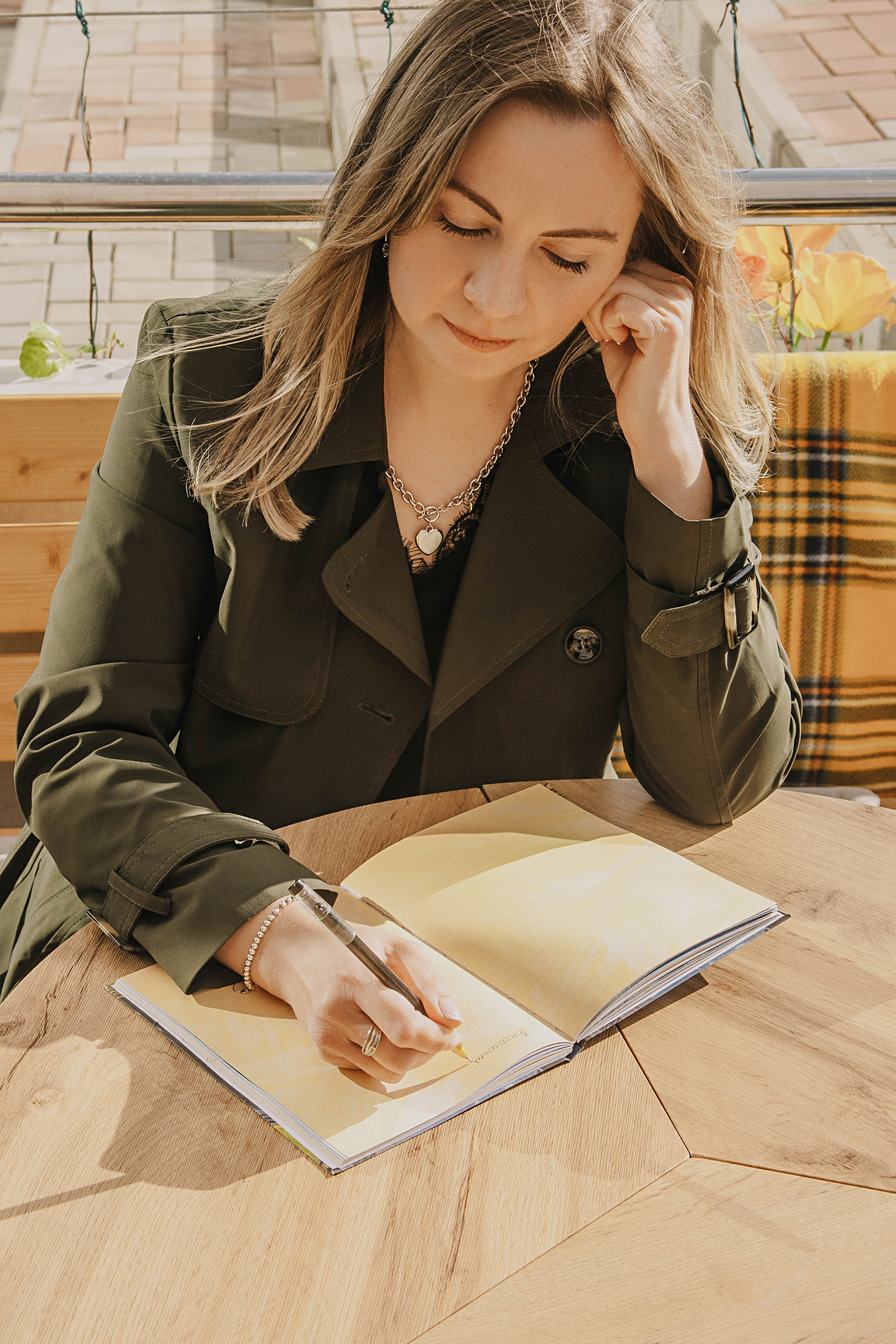 Контент сьёмка для Елены. Фотограф в Геленджике, Архипо-Осиповке, Абрау-Дюрсо, Кринице Виктория