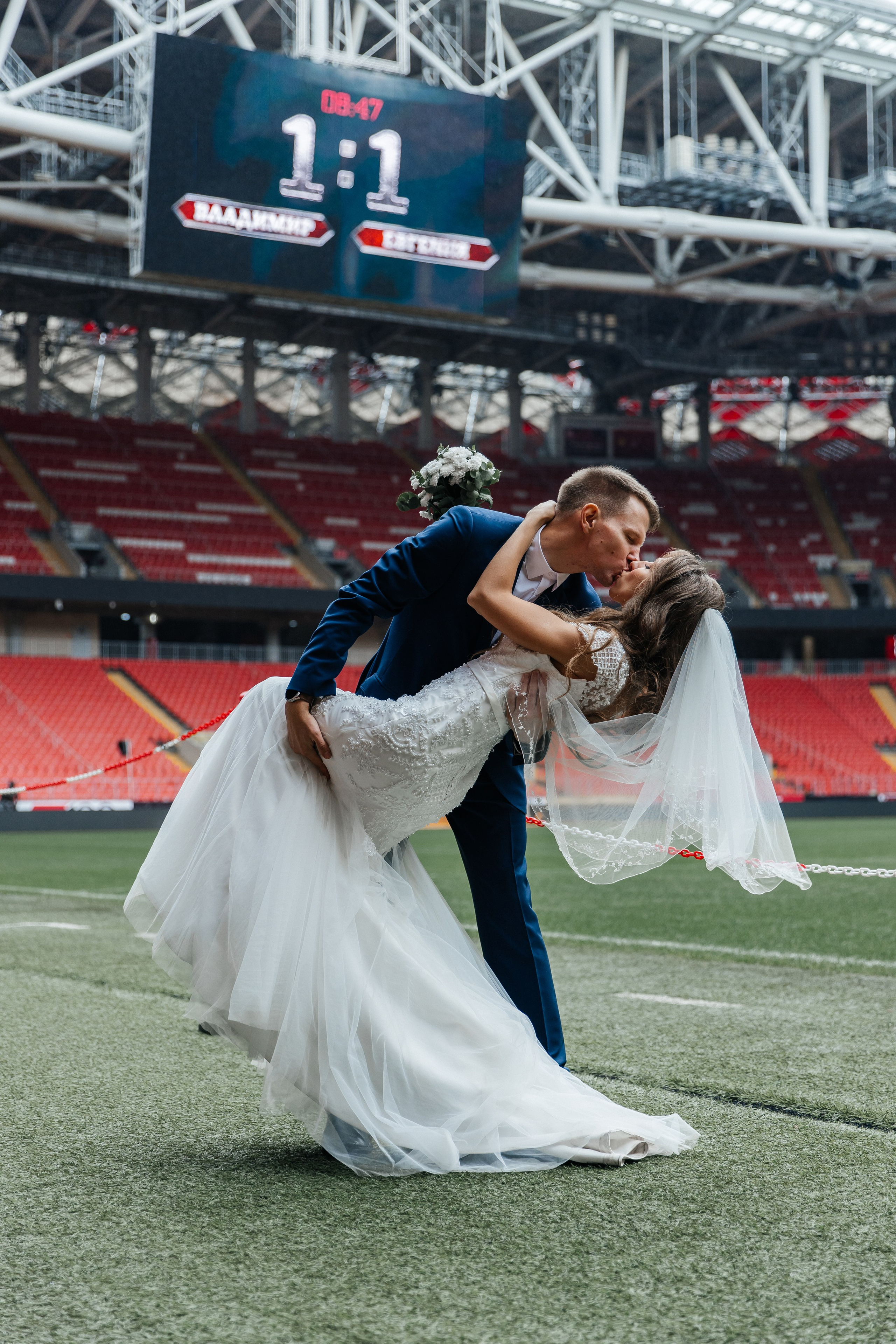 Евгения и Владимир| Библиотека им. Пушкина| Лукойл Арена. Фотограф Москва Шептаев Артём