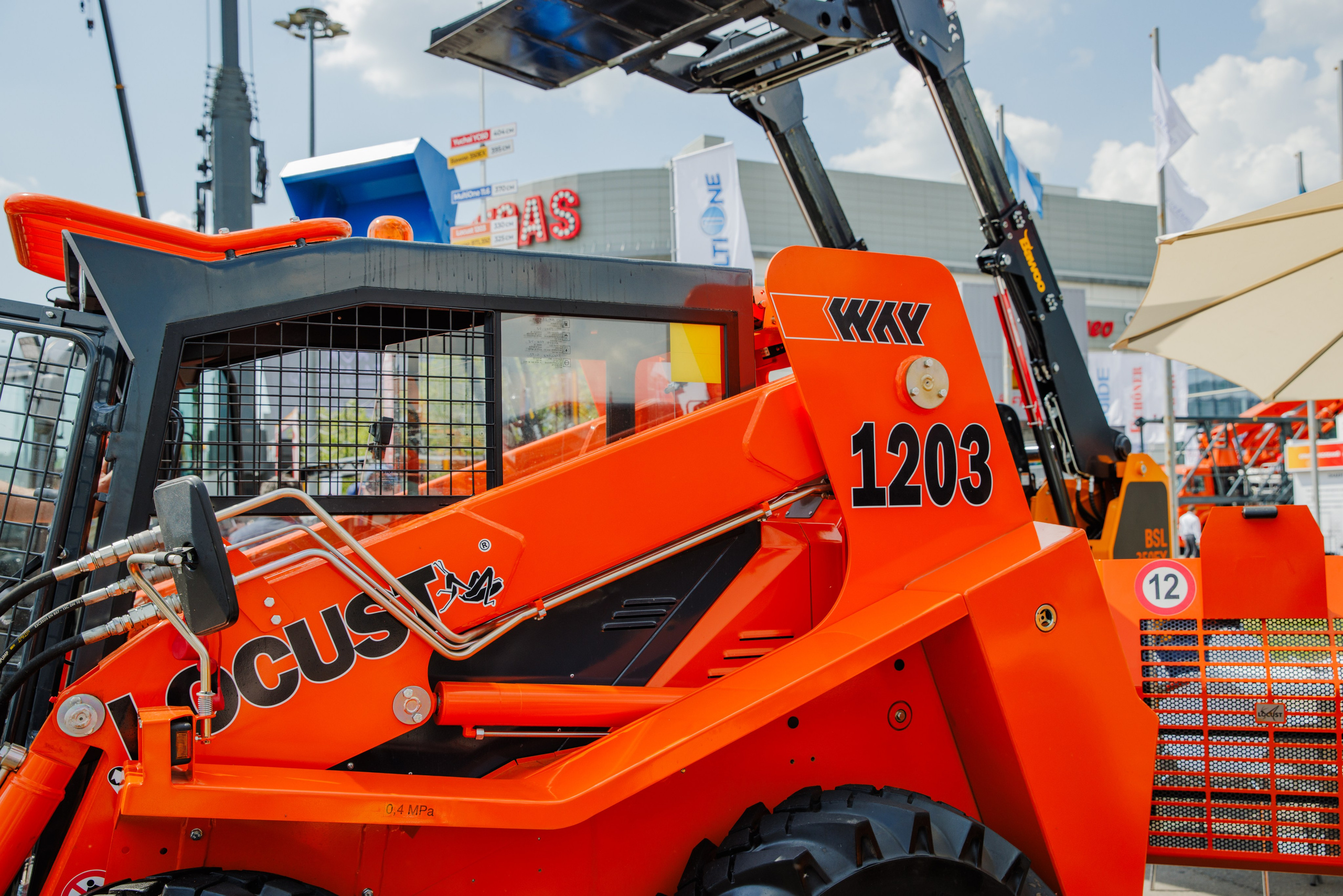 Выставка Спец. Техники. Фотограф Москва Шептаев Артём