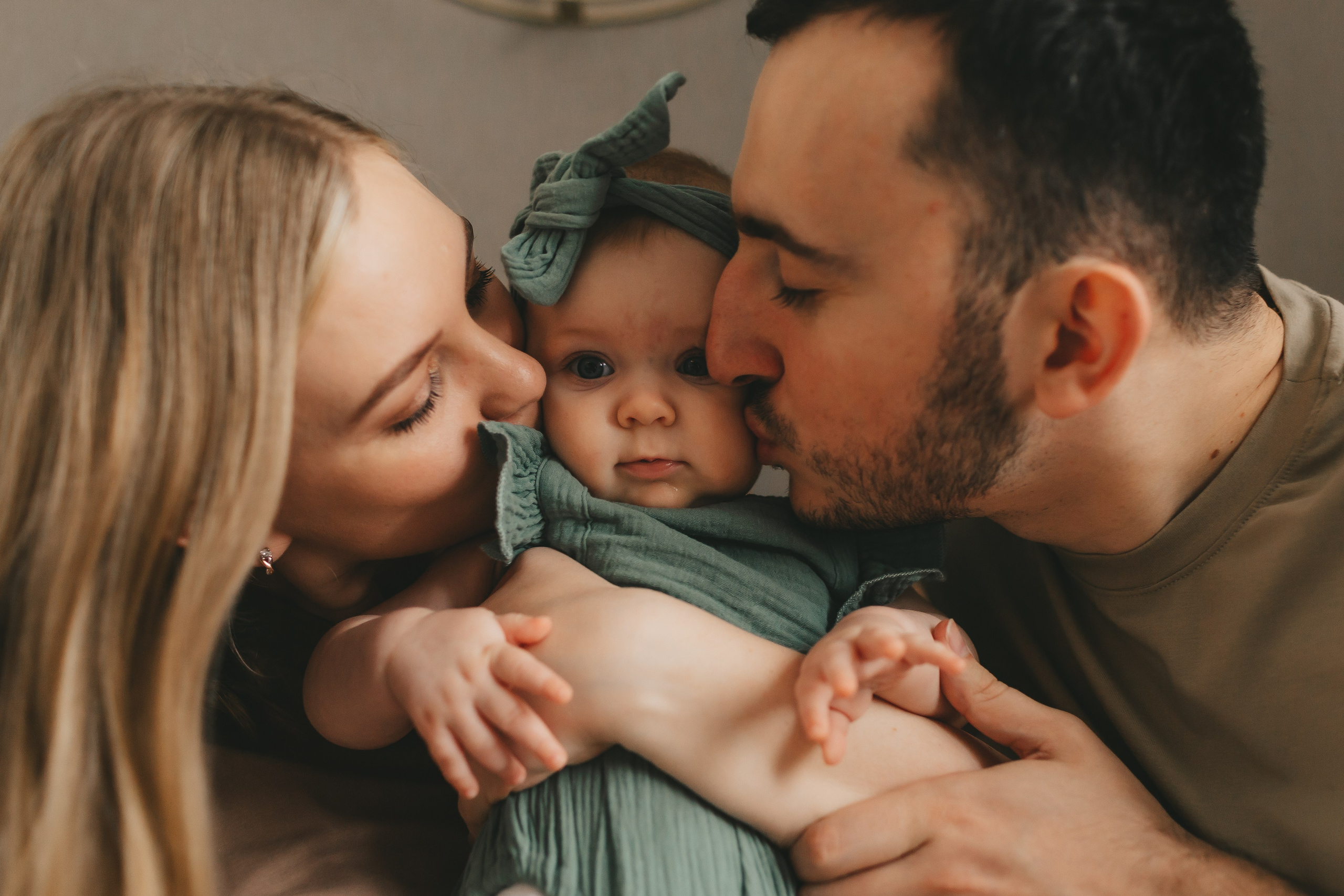 Женя, Юля и Вероника (домашняя фотосессия). Семейный и детский фотограф и видеограф в Москве, Дрокина Наталья