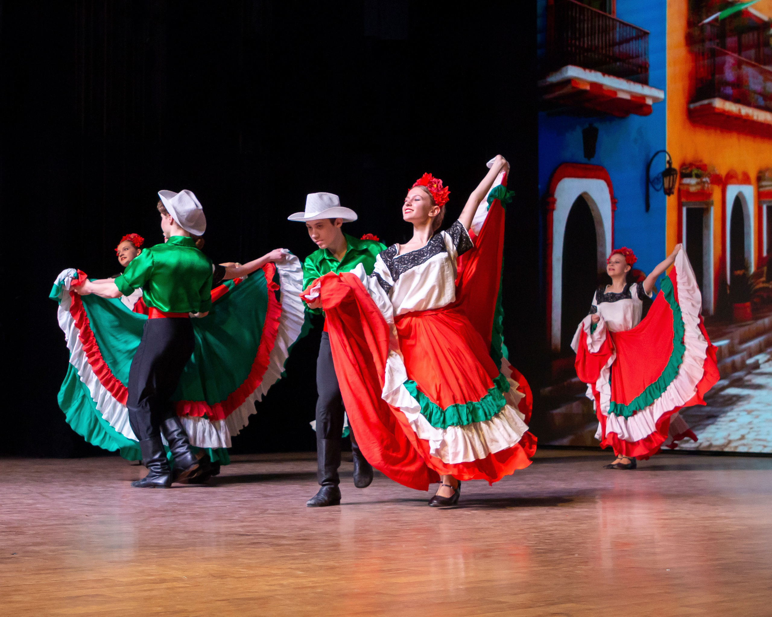 ДТДиМ Восточный. Юбилейный концерт хореографической студии «Карусель». Репортажный фотограф в Москве