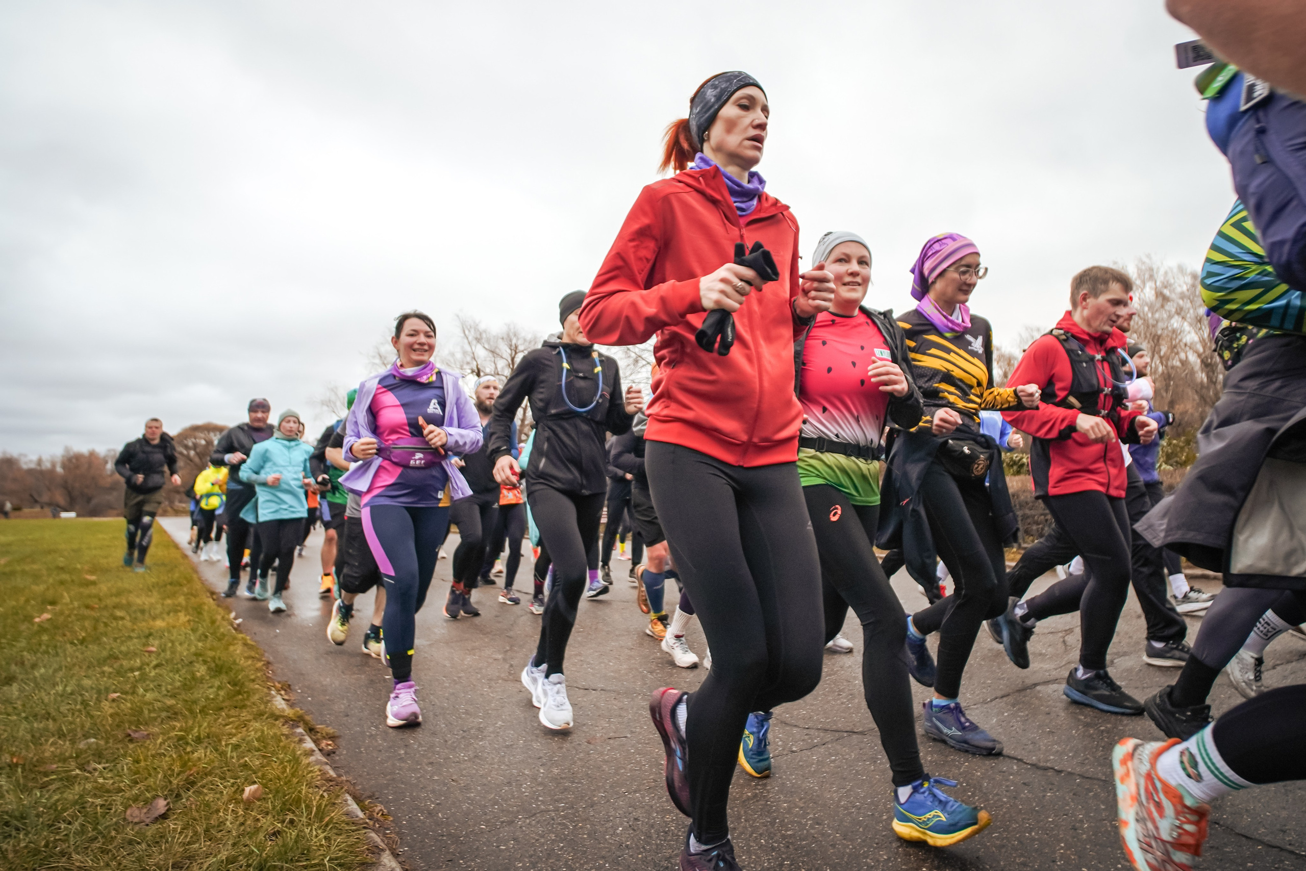 #марафонудома #яuzarun 2024 2-я петля, группа 6:30. Роман Капилюшов. Бег. Фото. Видео. г. Люберцы