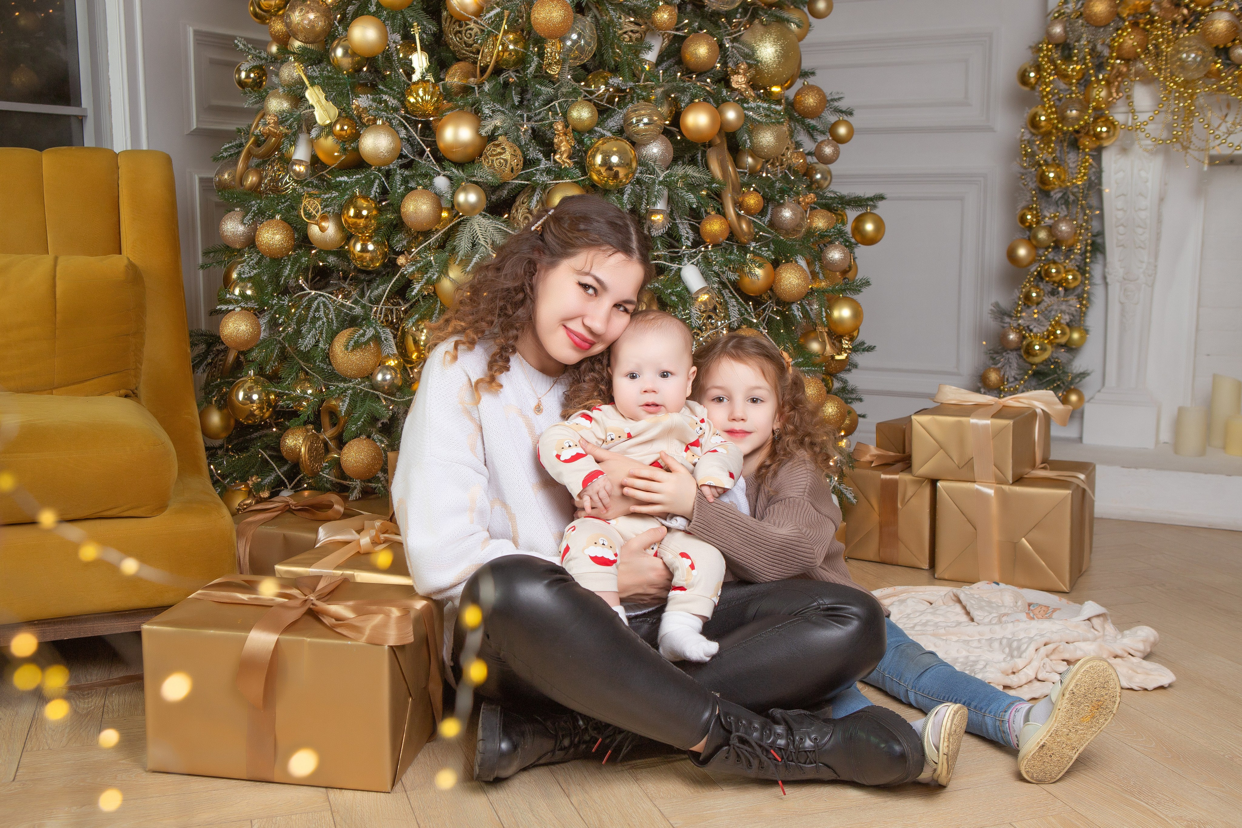 Новогодняя семейная фотосессия по выгодным ценам и условиям в Москве