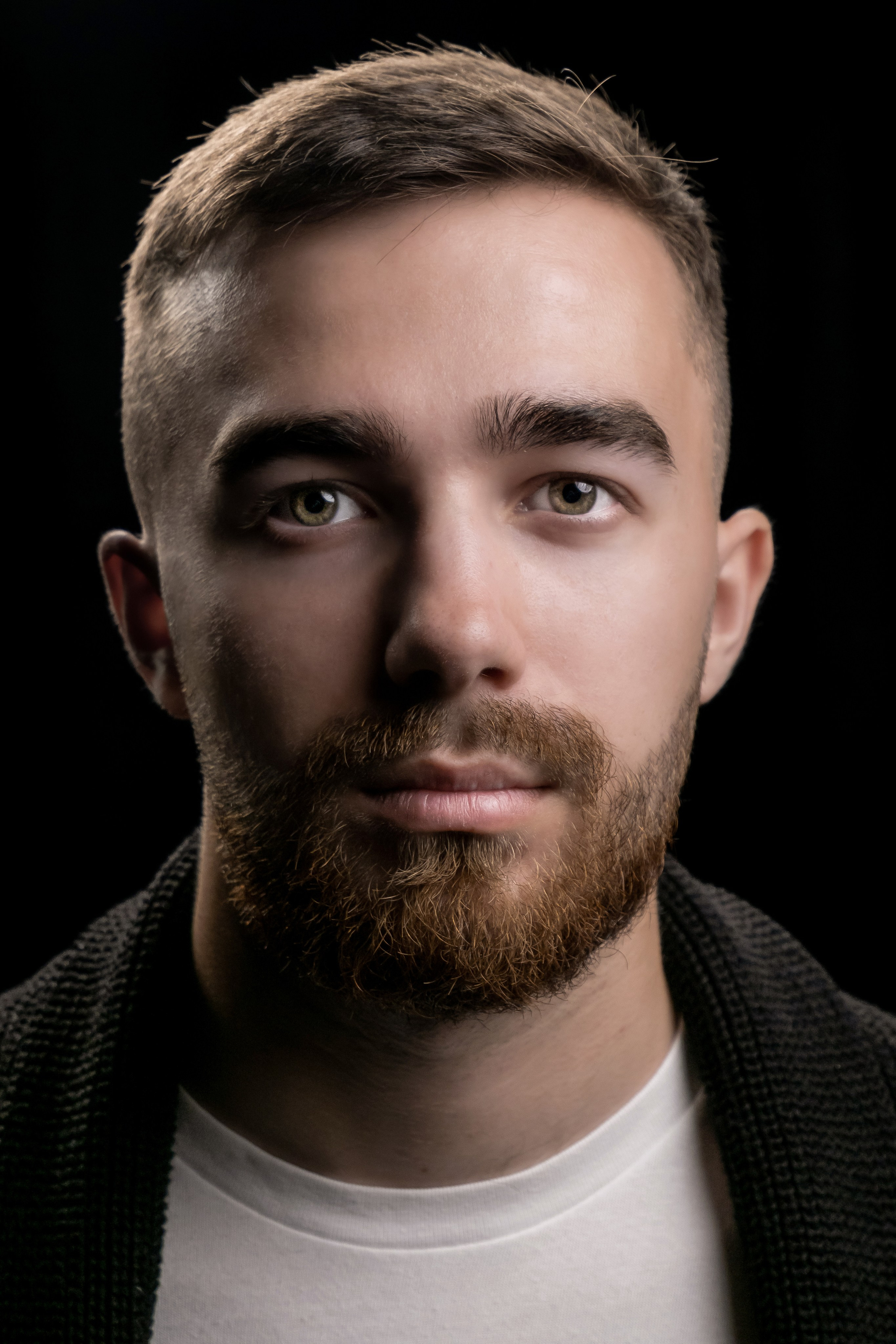 Мужской портрет. Фотограф и оператор Илья Гунбин