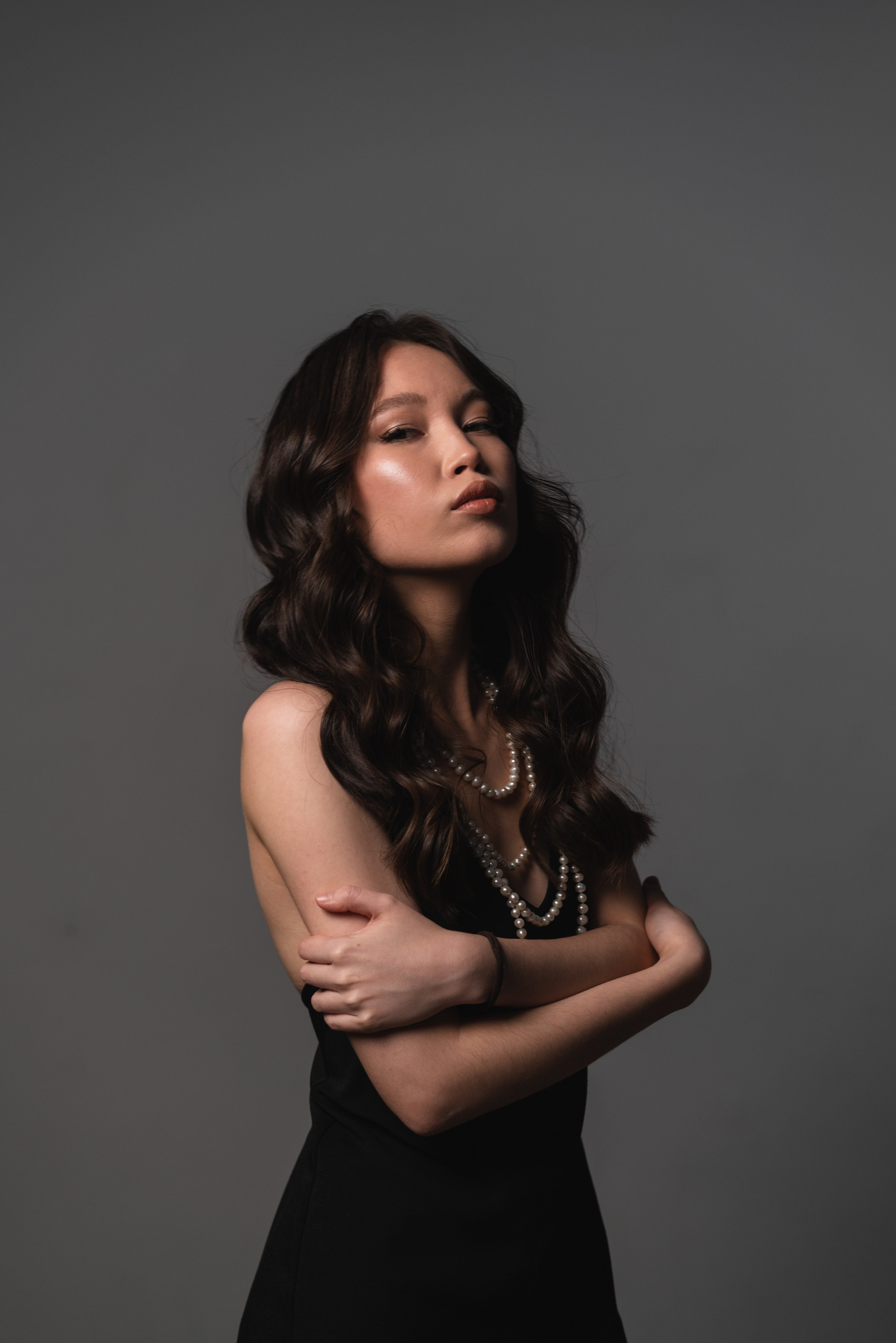 Женский портрет в Белграде, женский портрет в Нови Саде, Белград, Нови Сад, нежный, профессинальный, 2024, 2025, trendy, stylish, Female portrait Belgrade, Female portrait Novi Sad, photographer Novi Sad, studio, студийный