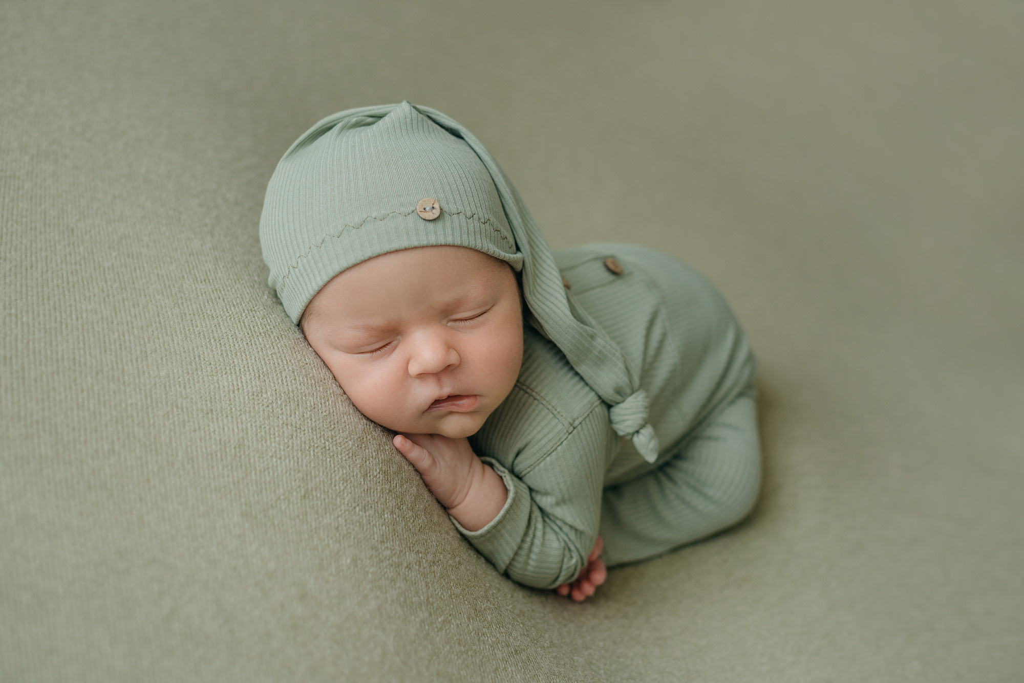 Илья. Фотограф новорожденных Белгород