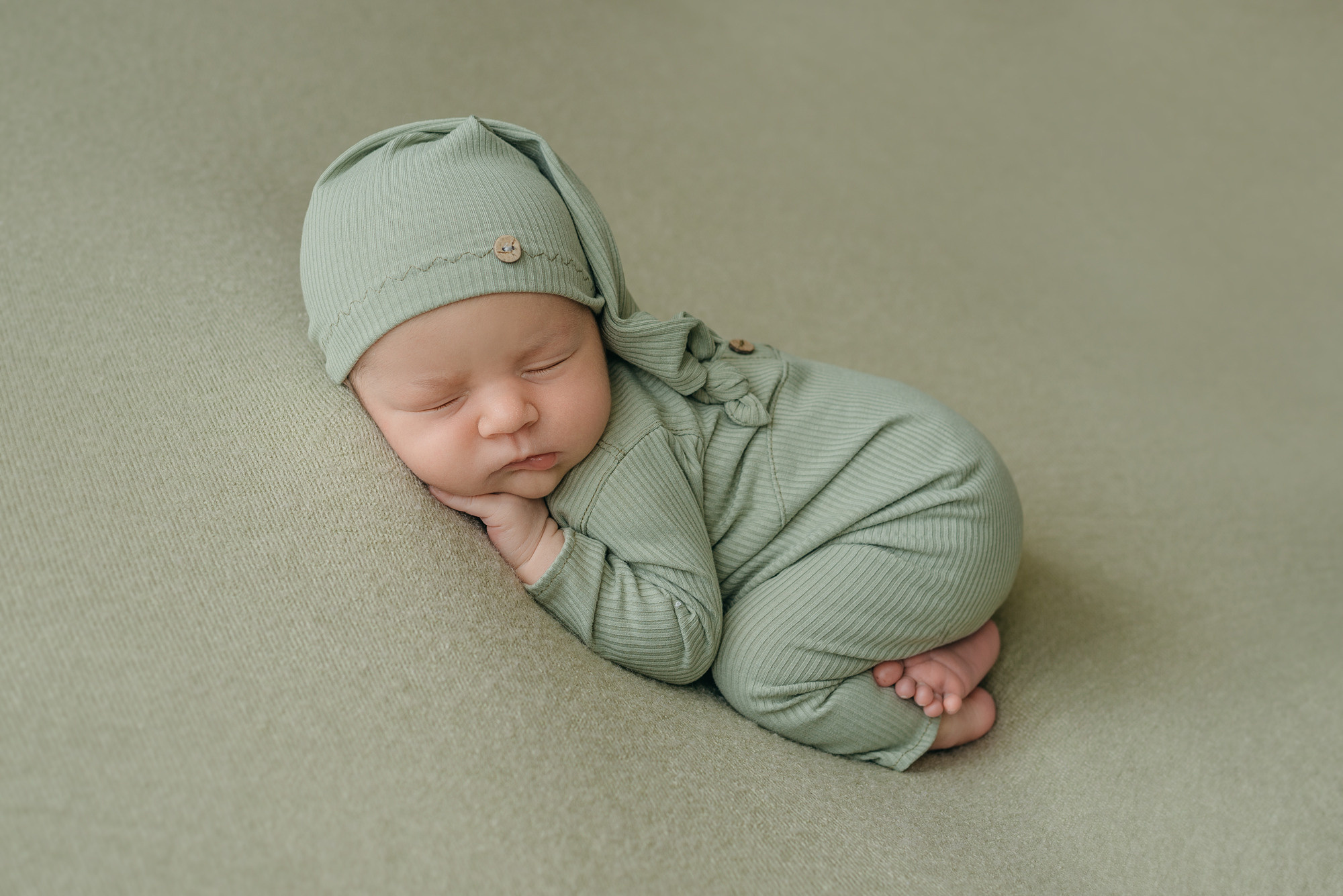 Илья. Фотограф новорожденных Белгород