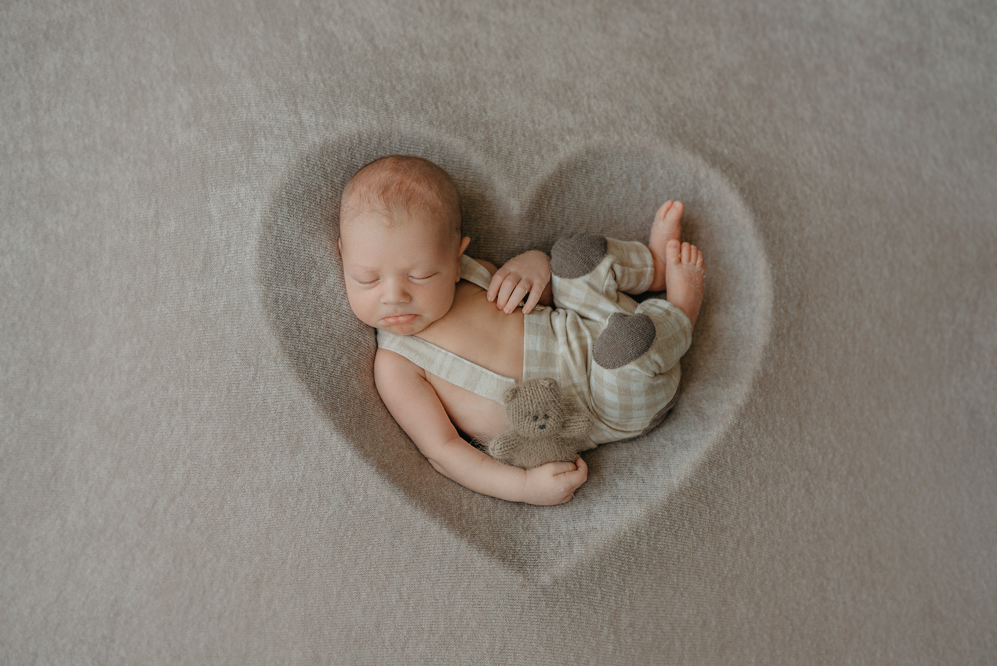 Лев. Фотограф новорожденных Белгород