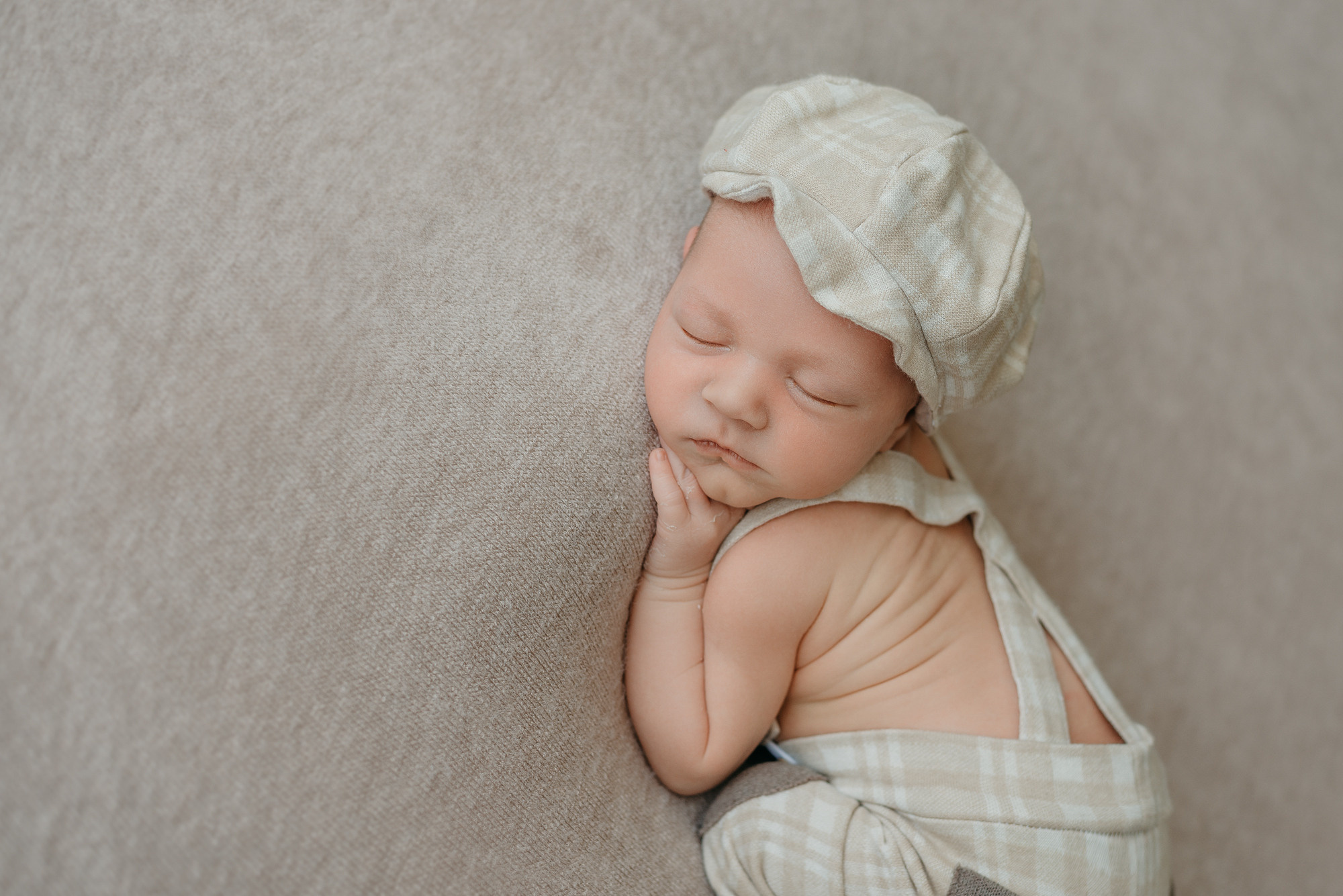 Лев. Фотограф новорожденных Белгород