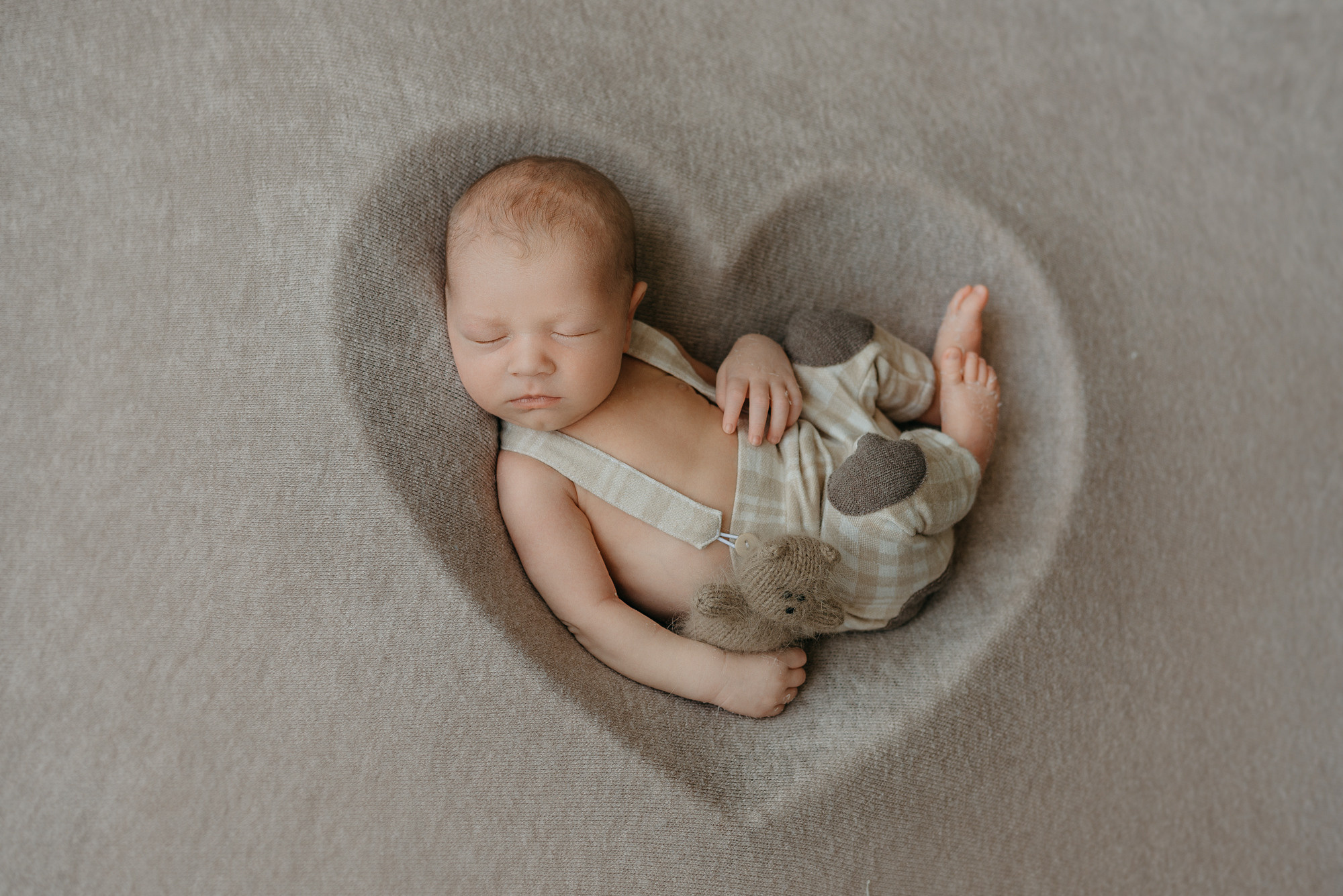 Лев. Фотограф новорожденных Белгород