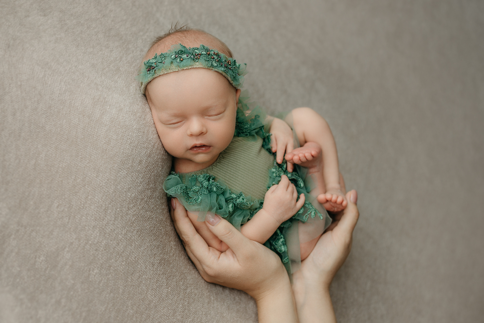 Каролина. Фотограф новорожденных Белгород