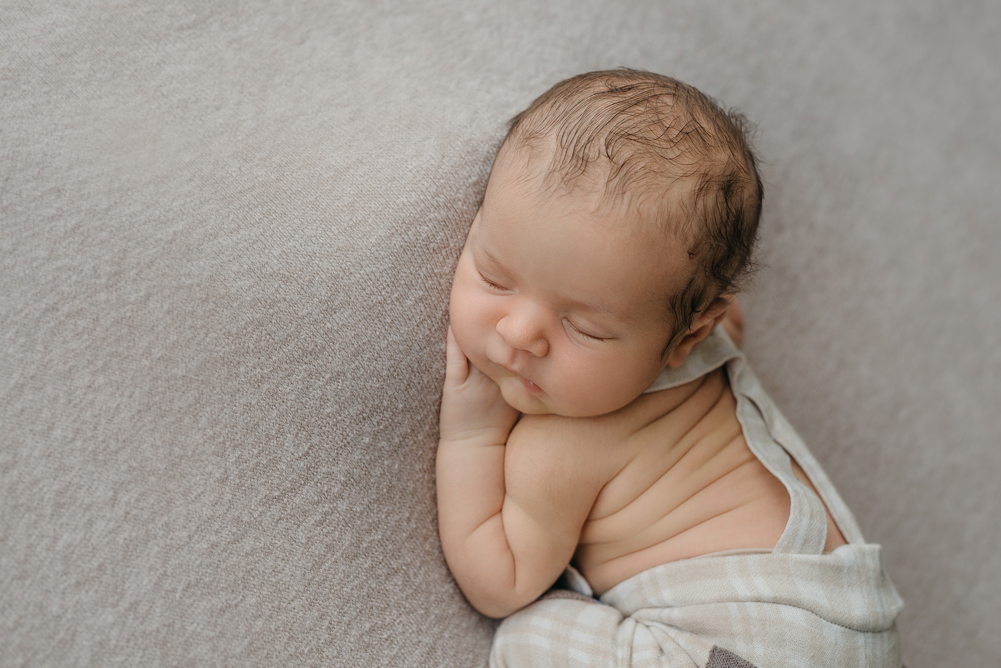 Илья. Фотограф новорожденных Белгород