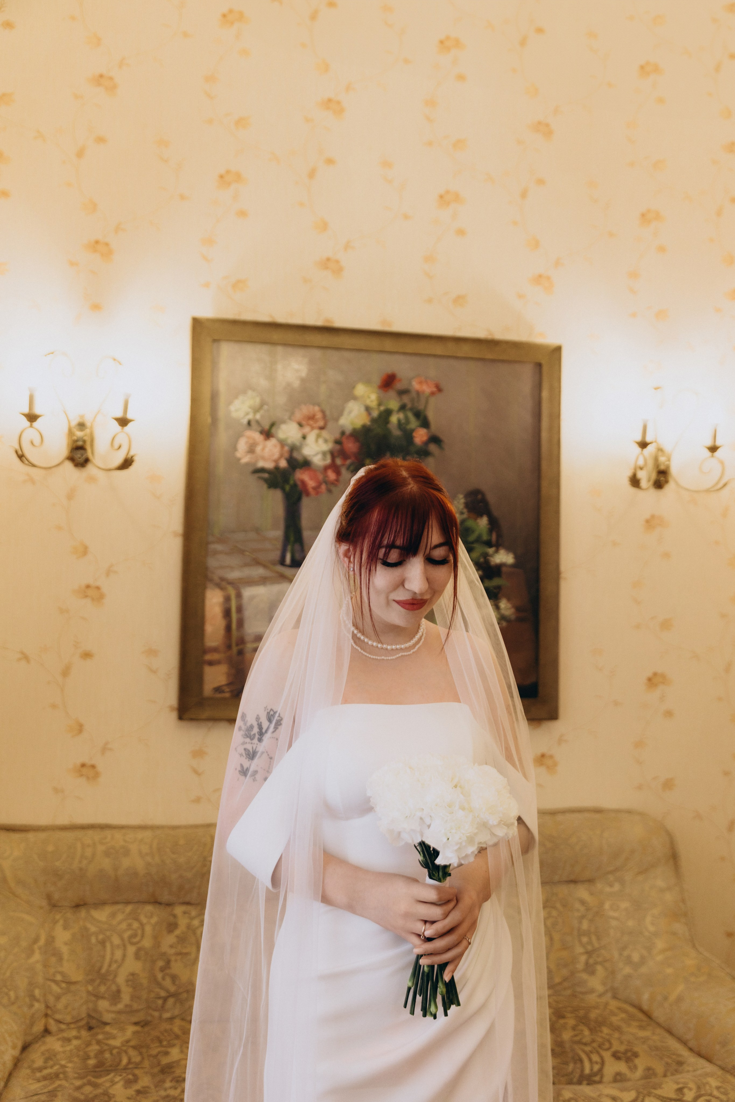 Свадебная фотосессия в пространстве SENO, регистрация в ЗАГСе Адмиралтейского района. Фотограф в Санкт-Петербурге Разиля Идиятуллина