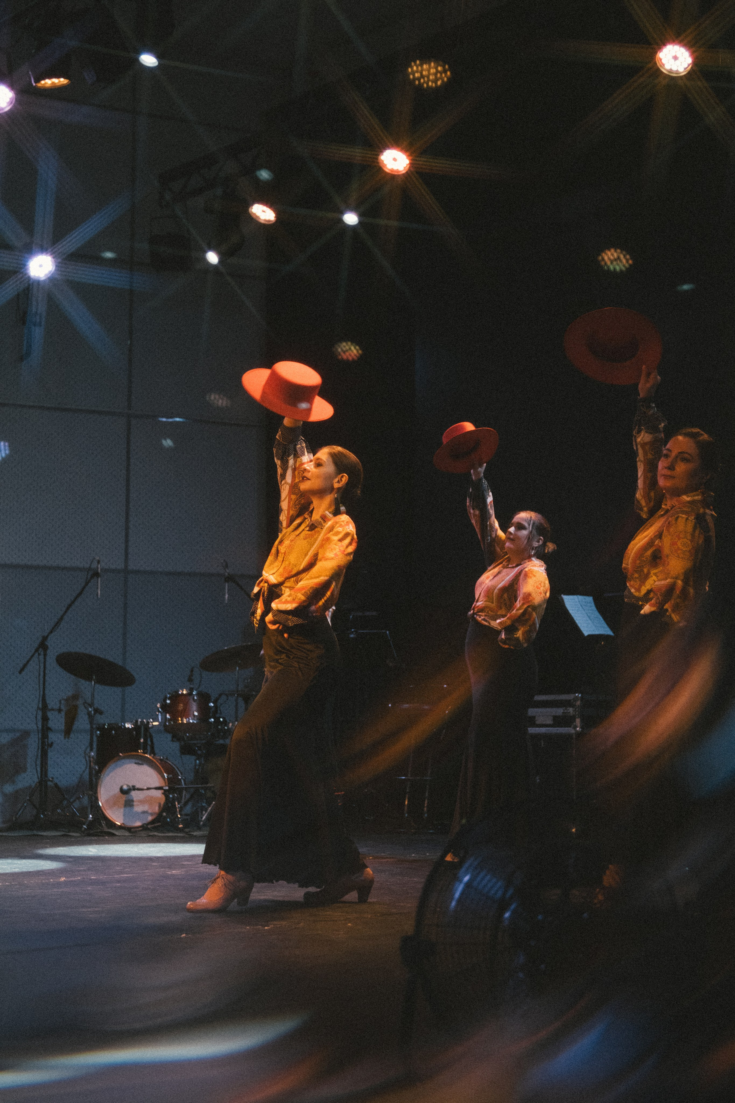 Спектакль «Mujeres» («Женщины»), студия фламенко Tierra del Sol. Анна Демидова — фотография для жизни и бизнеса в Абакане
