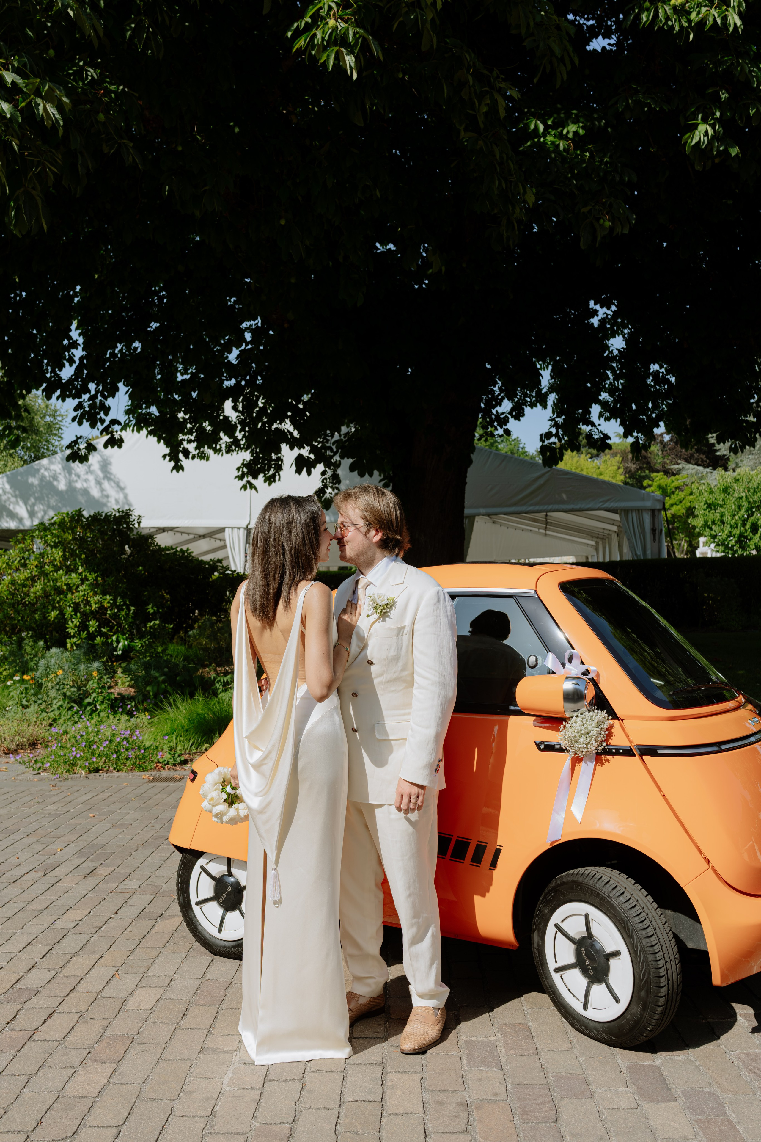 Laura & Aymeric | Hotel La Réserve Genève. Professional Wedding Photographer Geneva & Romande Switzerland | Tanya Creator