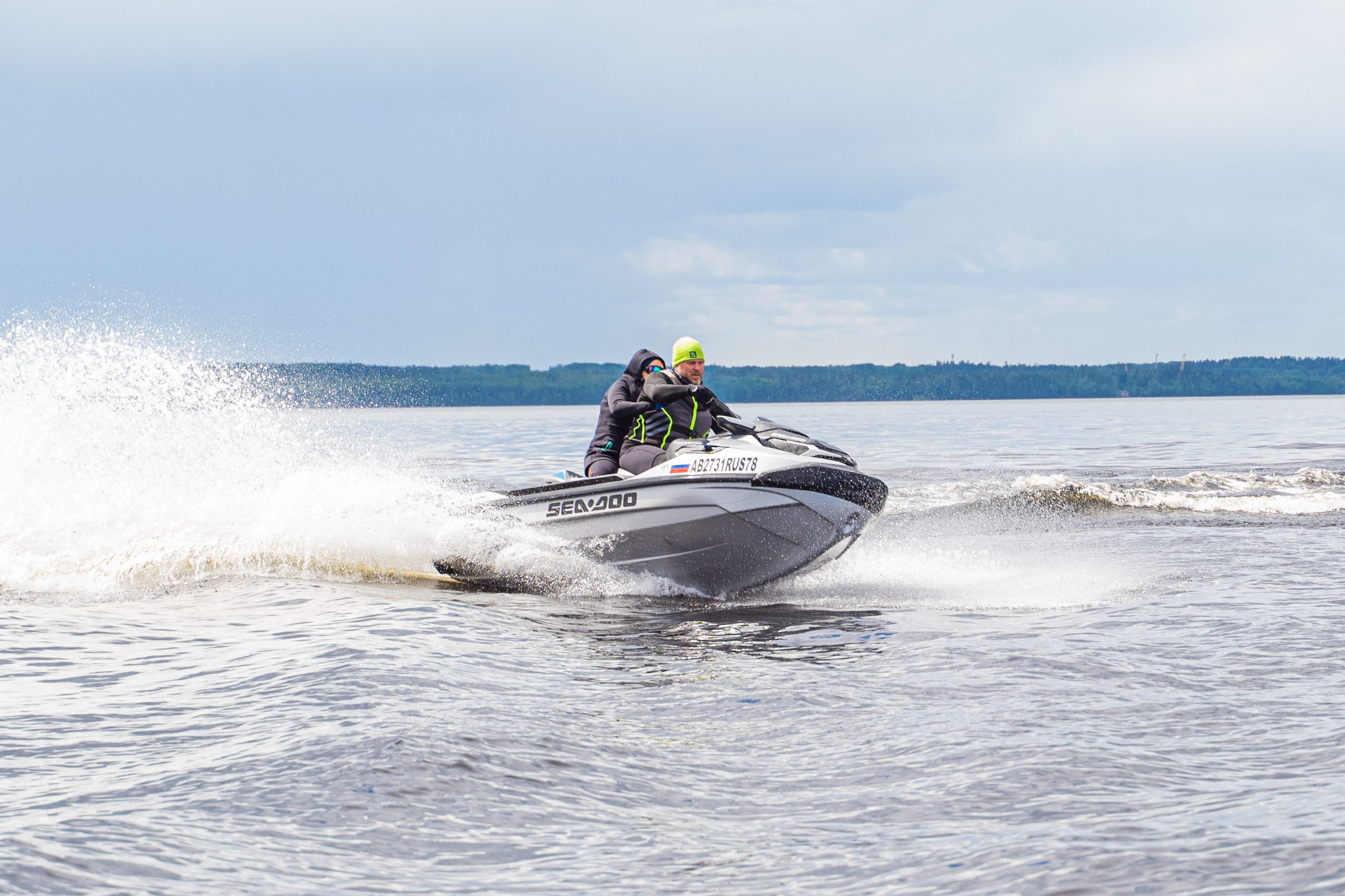 Гидровыезд в Коневский мужской монастырь. Свадебный, семейный, портретный, репортажный фотограф в Санкт-Петербурге