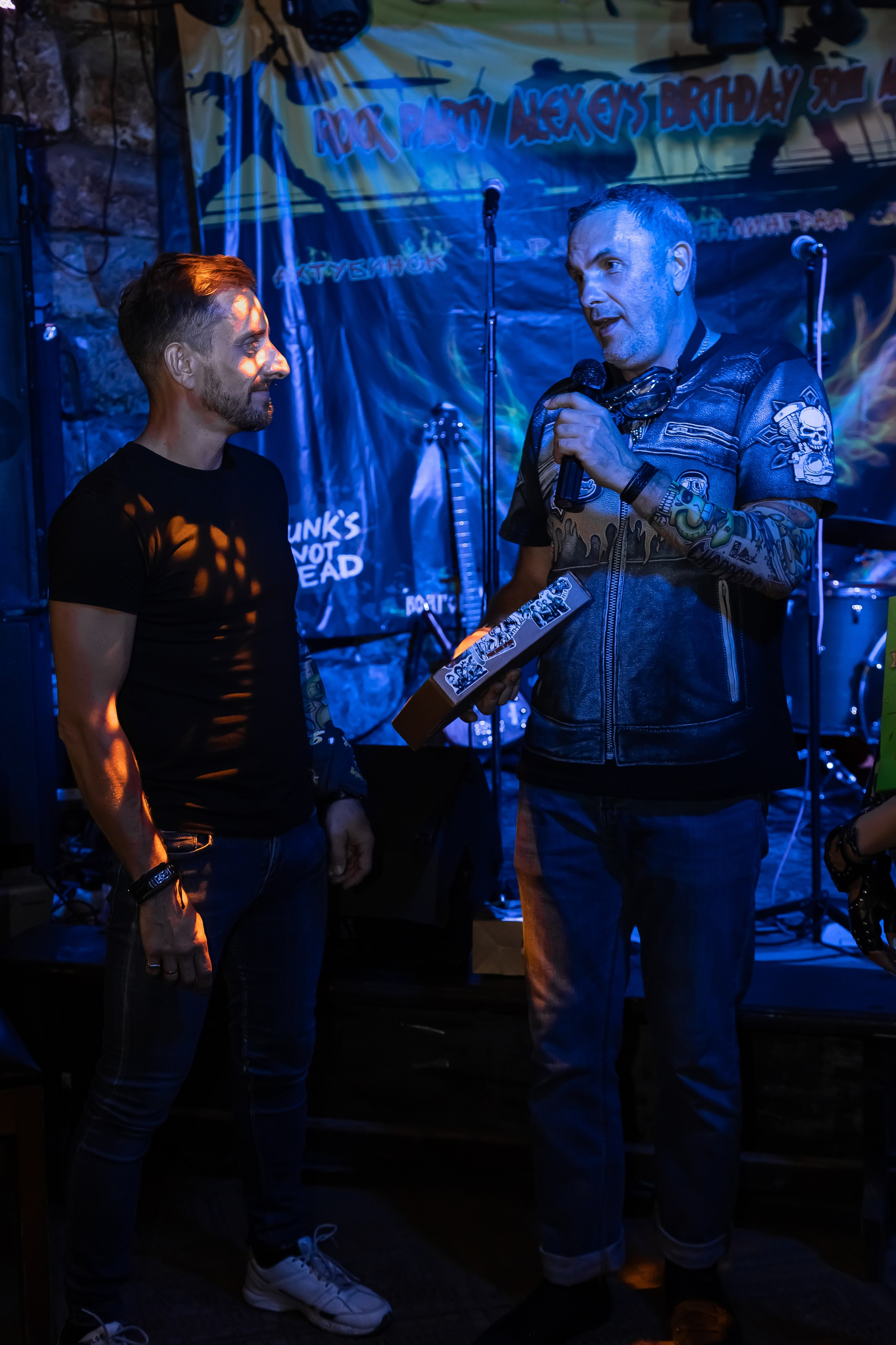 День Рождения Алексея в баре «Белая Лошадь». Фотограф в Волгограде Норченко Светлана