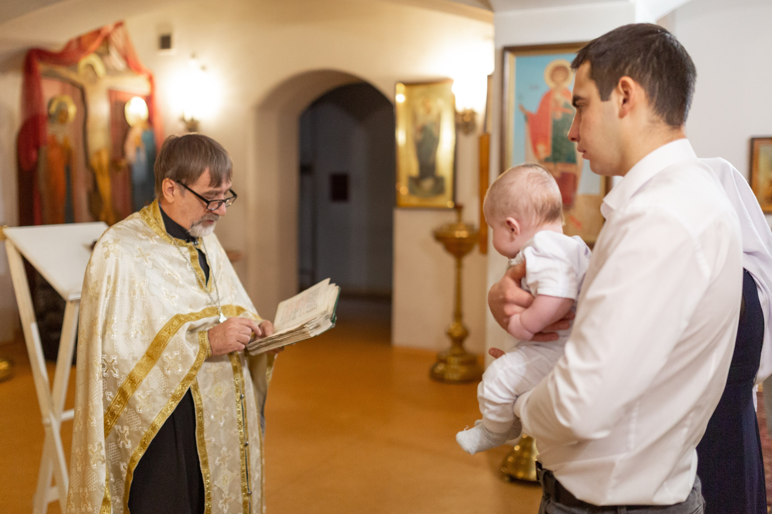 Таинство крещения. Фотограф Комаров Сергей