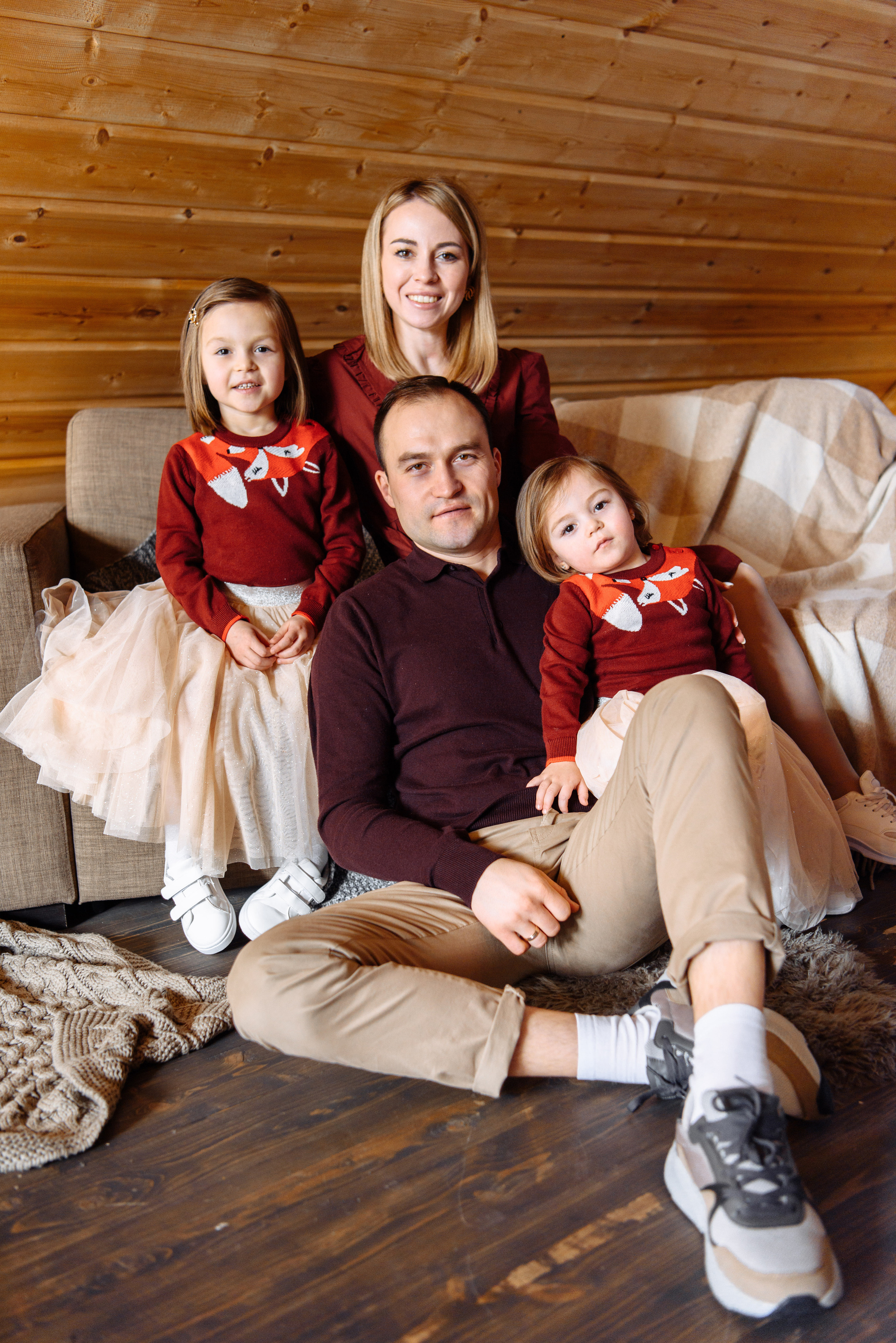 Семейная фотосессия в загородном доме. Свадебный и семейный фотограф в Уфе | Винс Константин | Фотопроекты