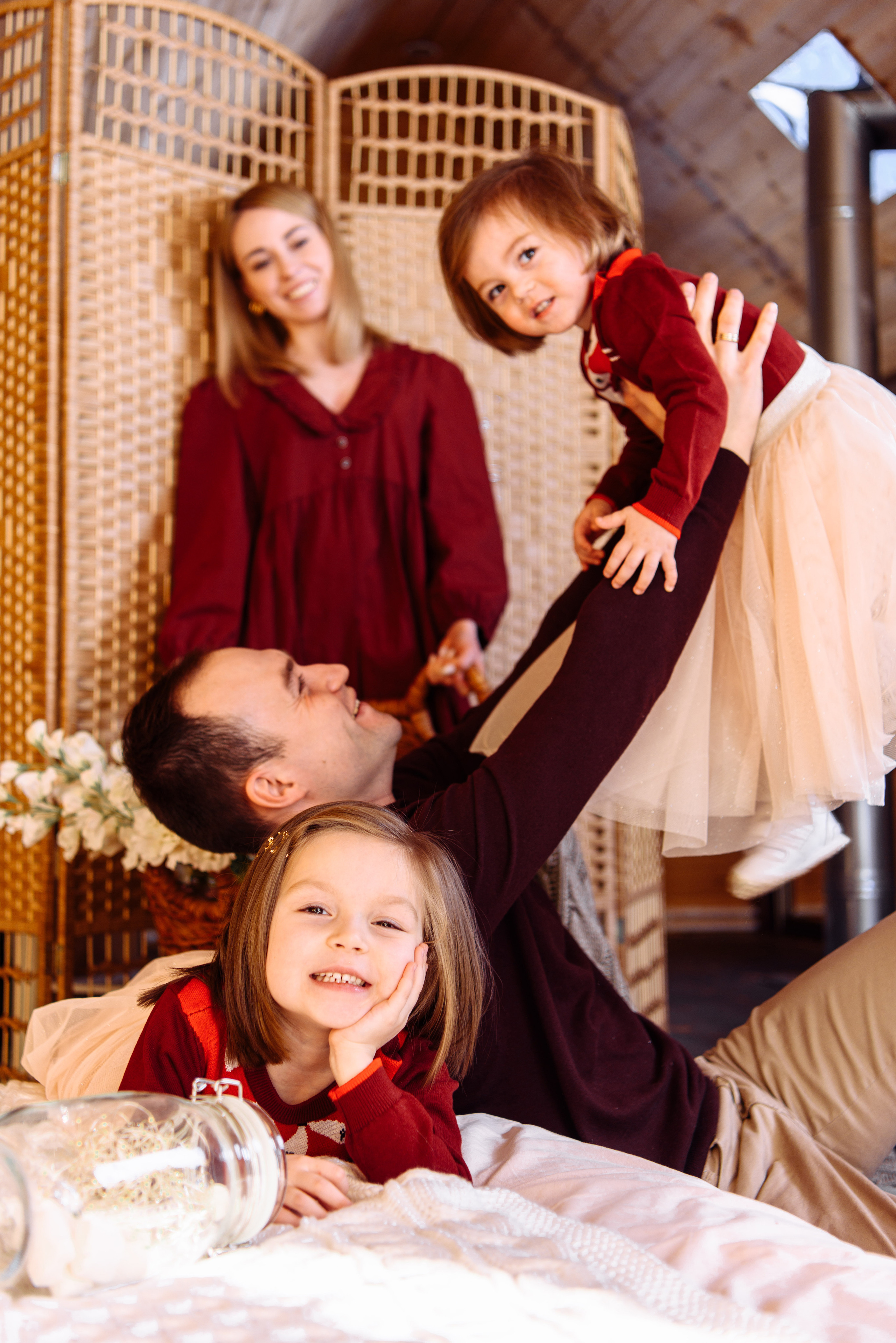 Семейная фотосессия в загородном доме. Свадебный и семейный фотограф в Уфе | Винс Константин | Фотопроекты