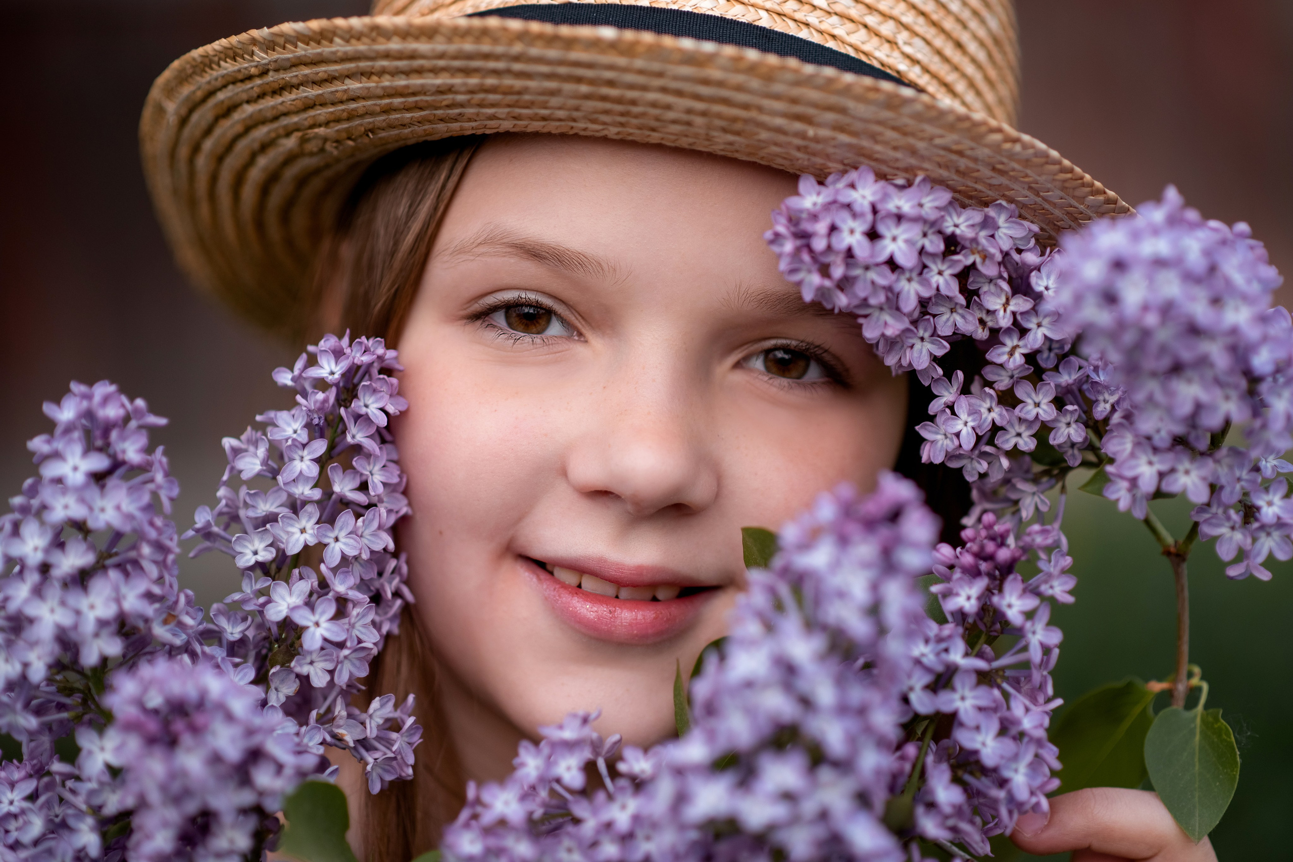 Александра. Фотосессия в цветущей сирени. Семейный и детский фотограф в Туле Светлана Воронкова