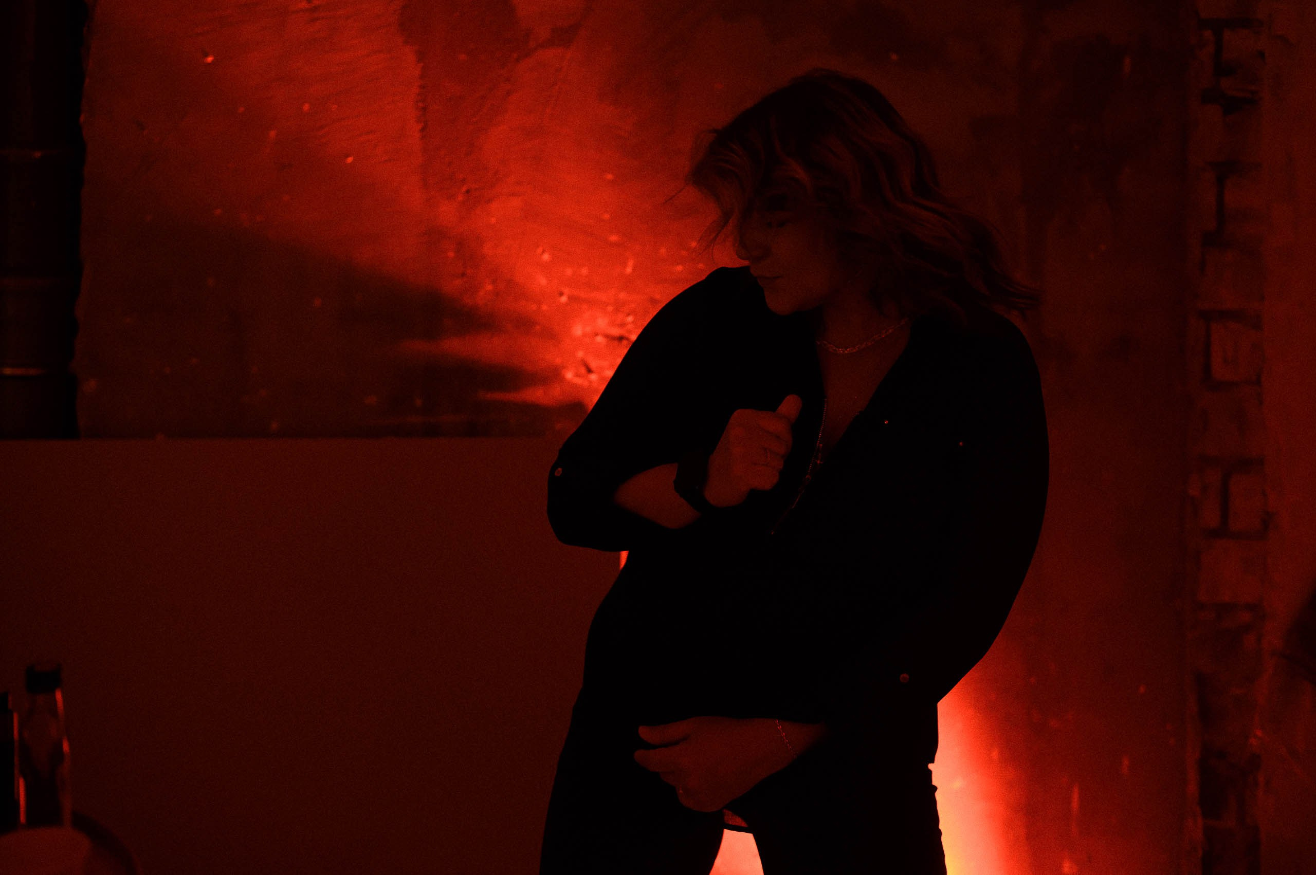 Вечеринка в новостройке. Евгений Нисковских — свадебный и репортажный фотограф в Тюмени