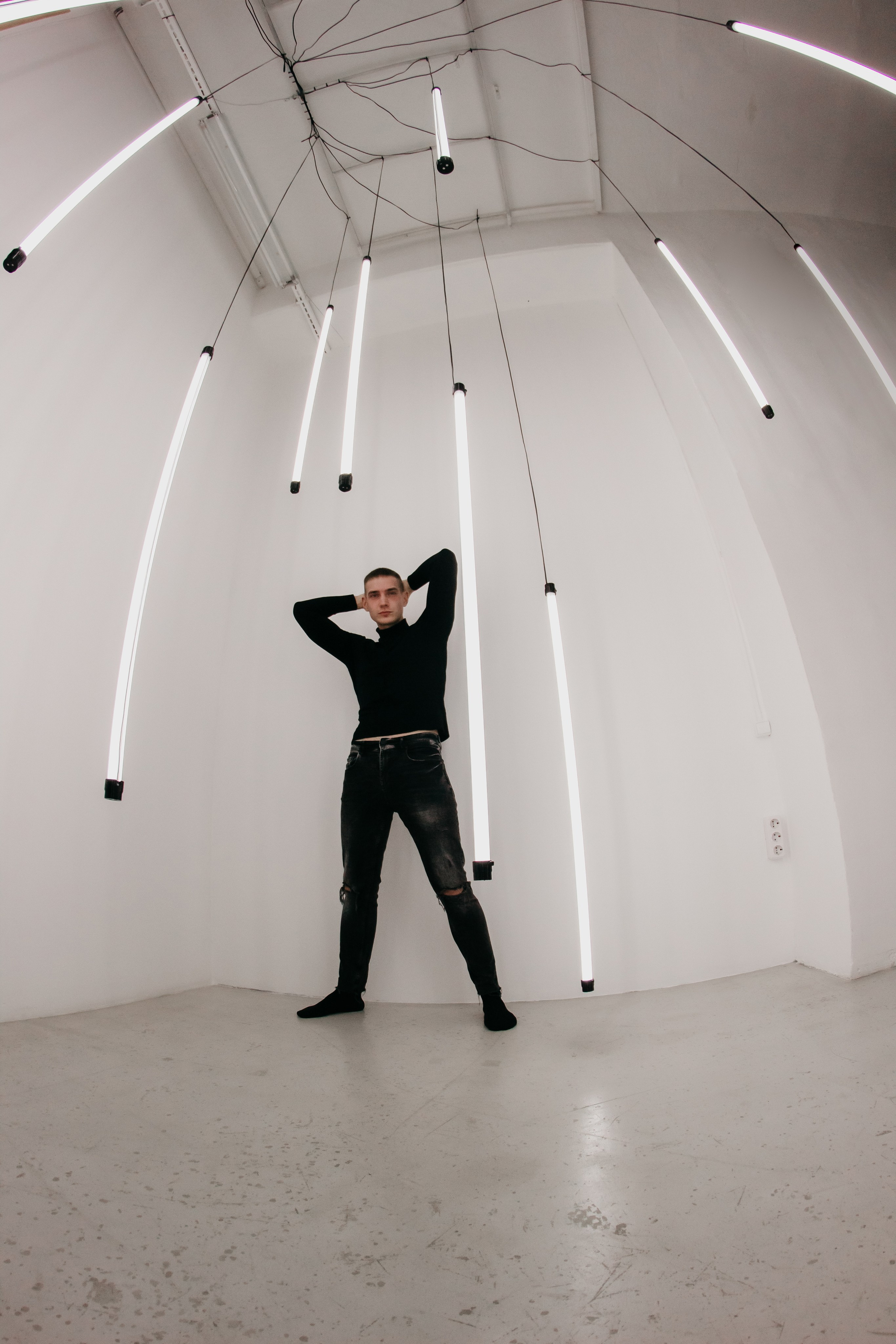 Евгений. Фото в неоне. Фотограф Регина Крикунова г. Красноярск