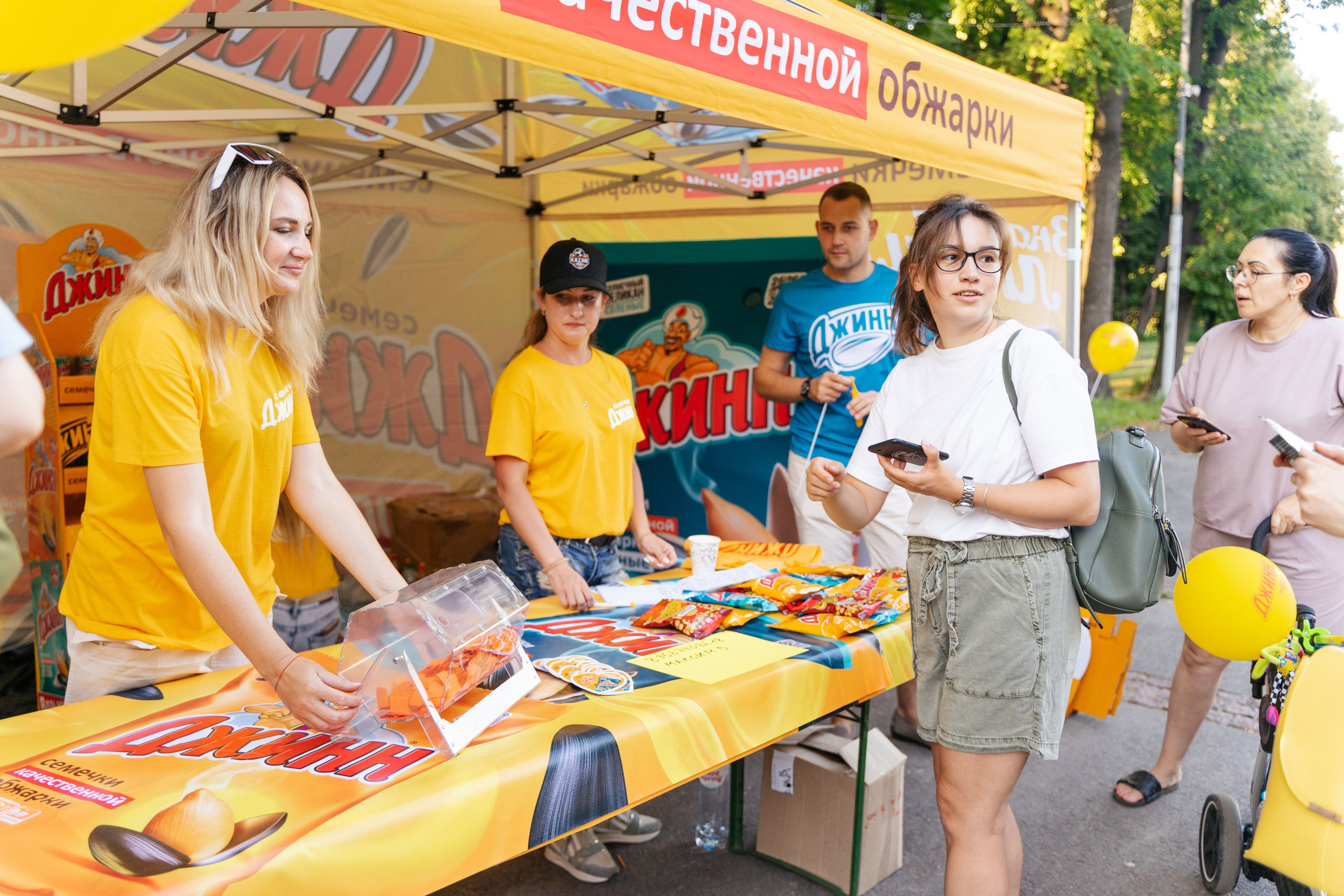 Фестиваль уличного кино. Фотограф Надежда Погребняк | Рязань | Москва