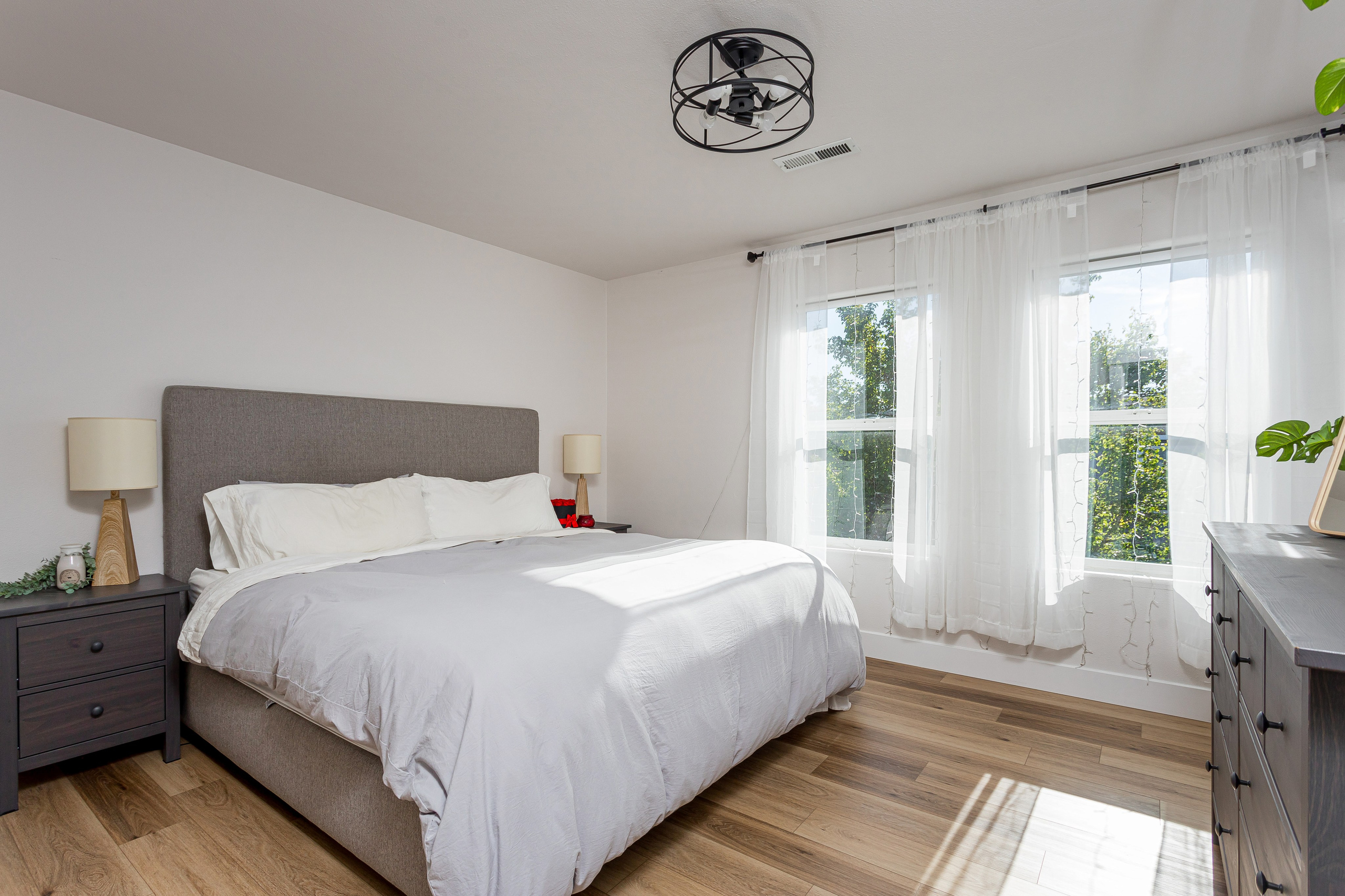 Interior photographer Vitalii in Portland and Vancouver