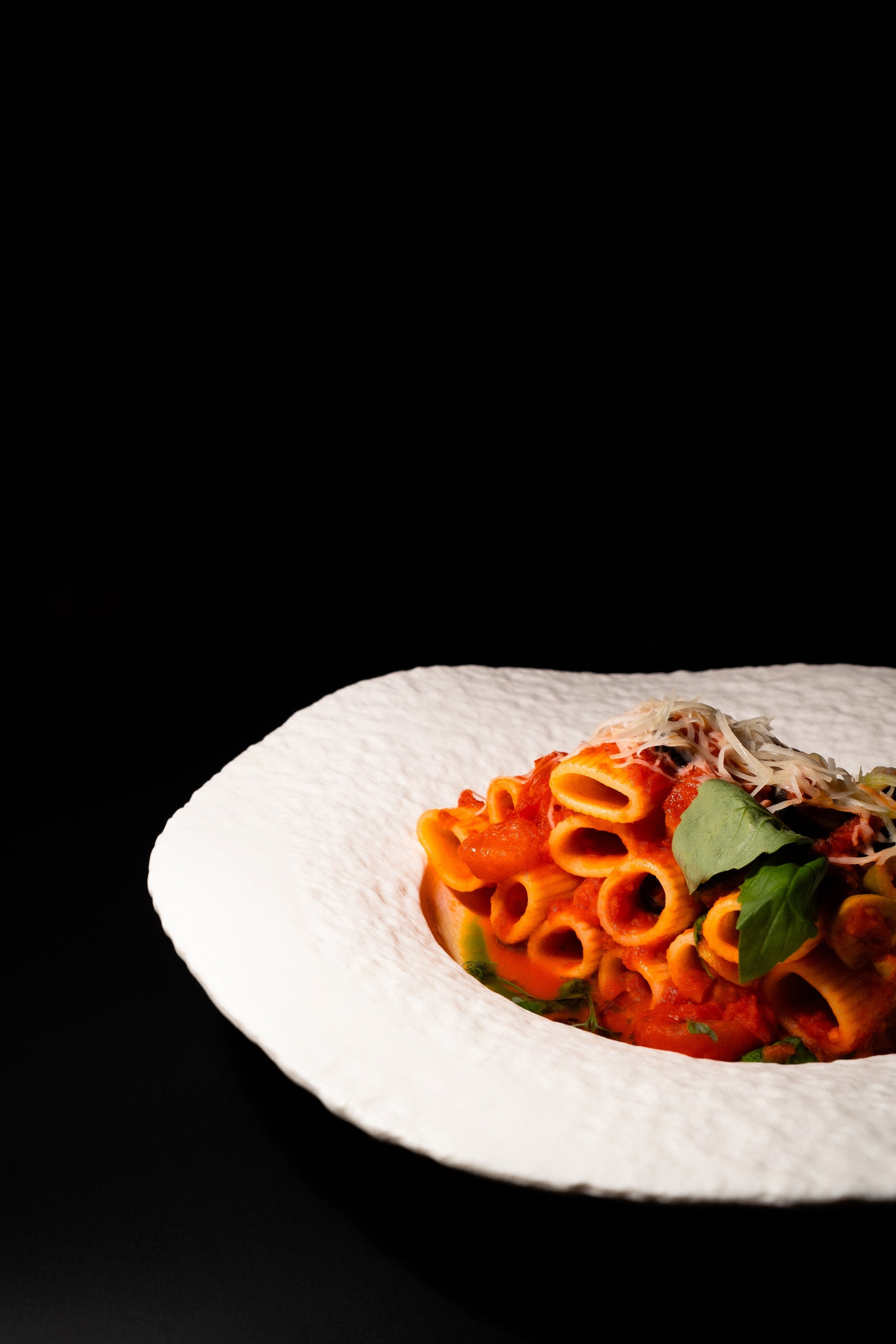 ЕДА И НАПИТКИ. Женский портрет