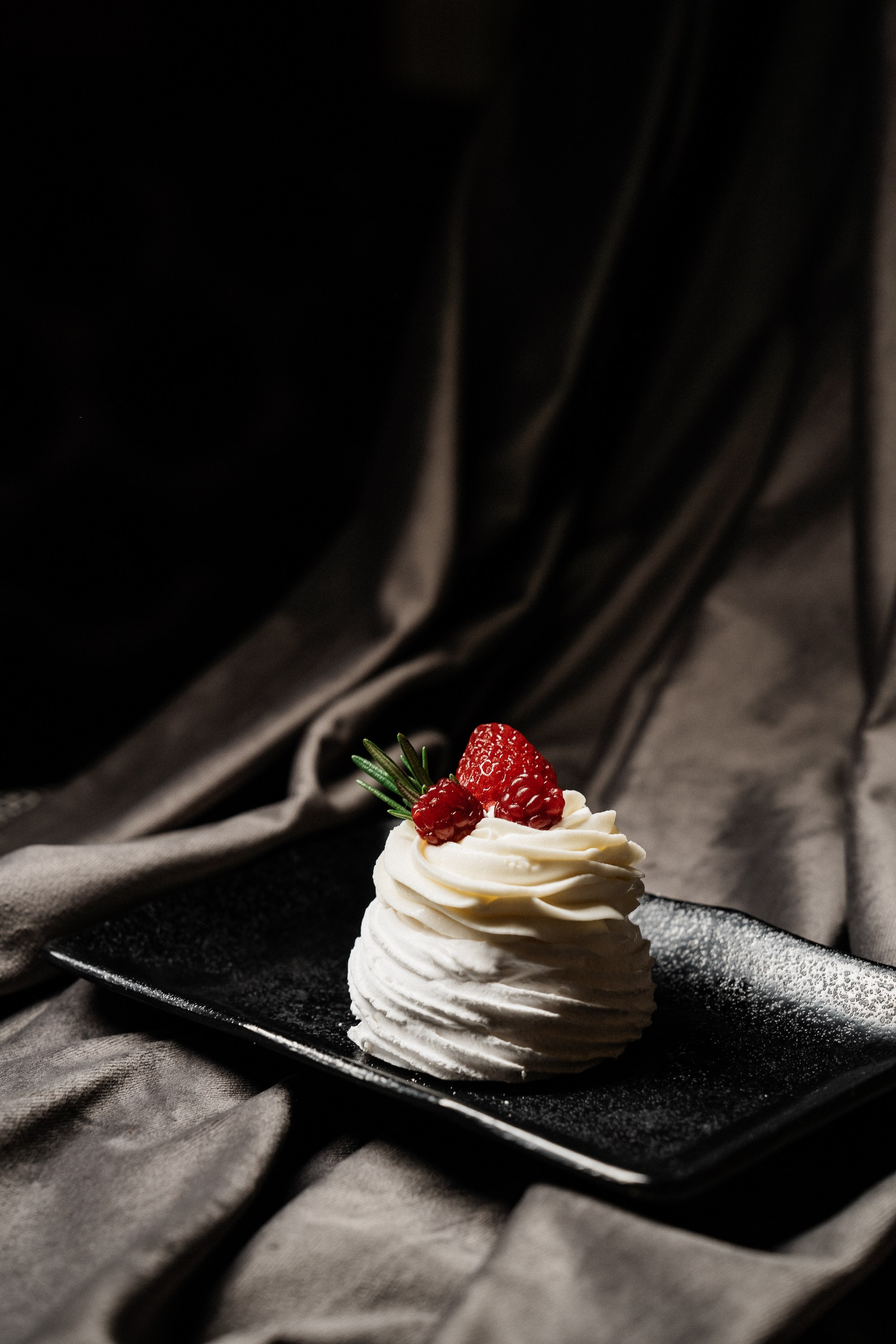 ДЕСЕРТЫ. Женский портрет