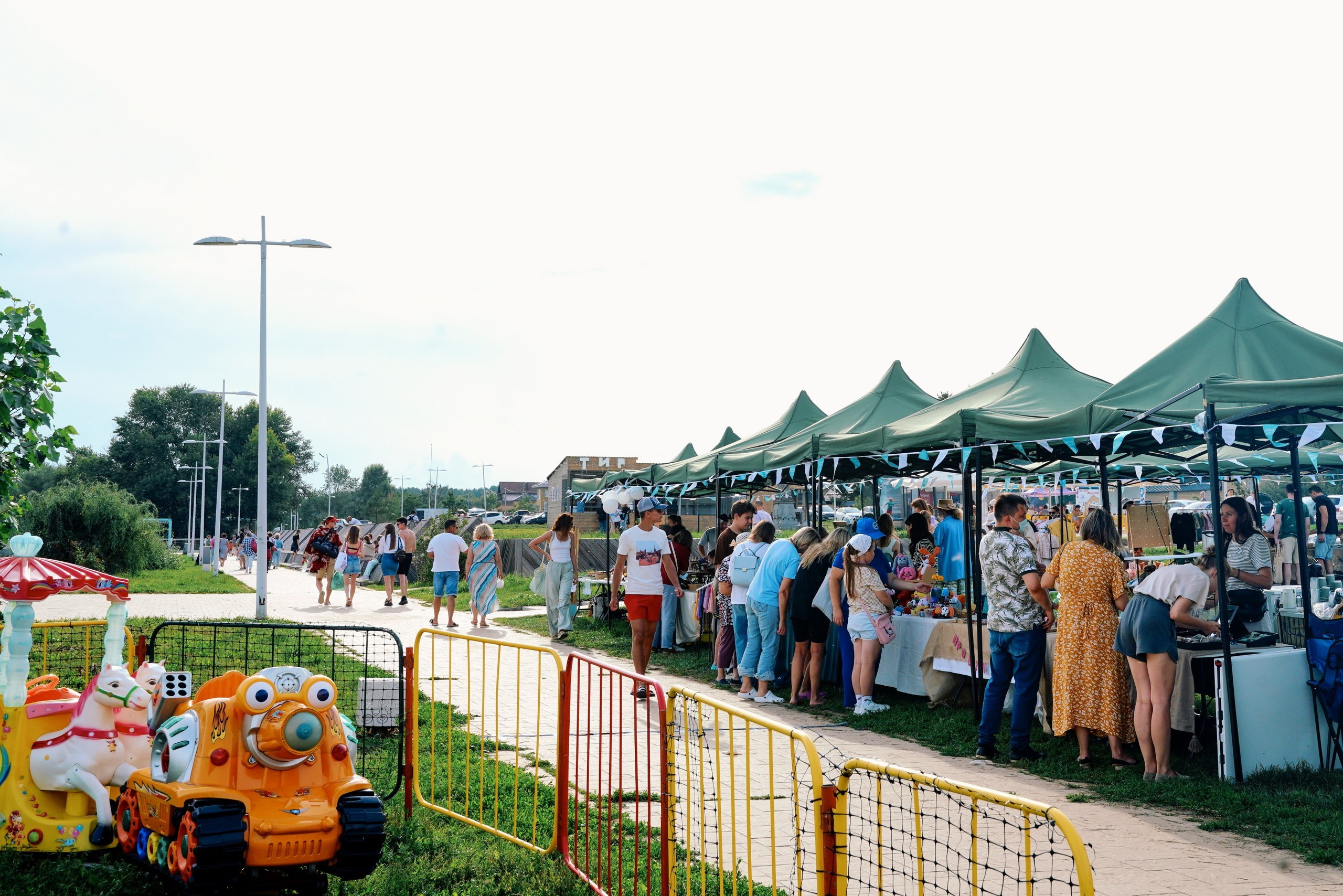 Пляжный маркет 2024, г. Лаишево. Фотограф Казань
