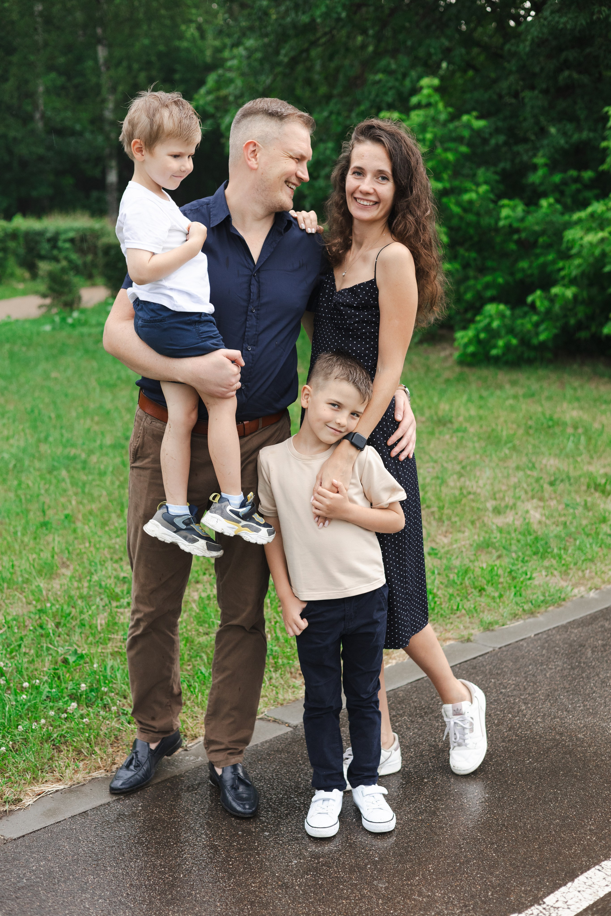 Андрей, Лиза с сыновьями. Портретный, свадебный, репортажный фотограф во Владивостоке Юлиана Джули Фокс