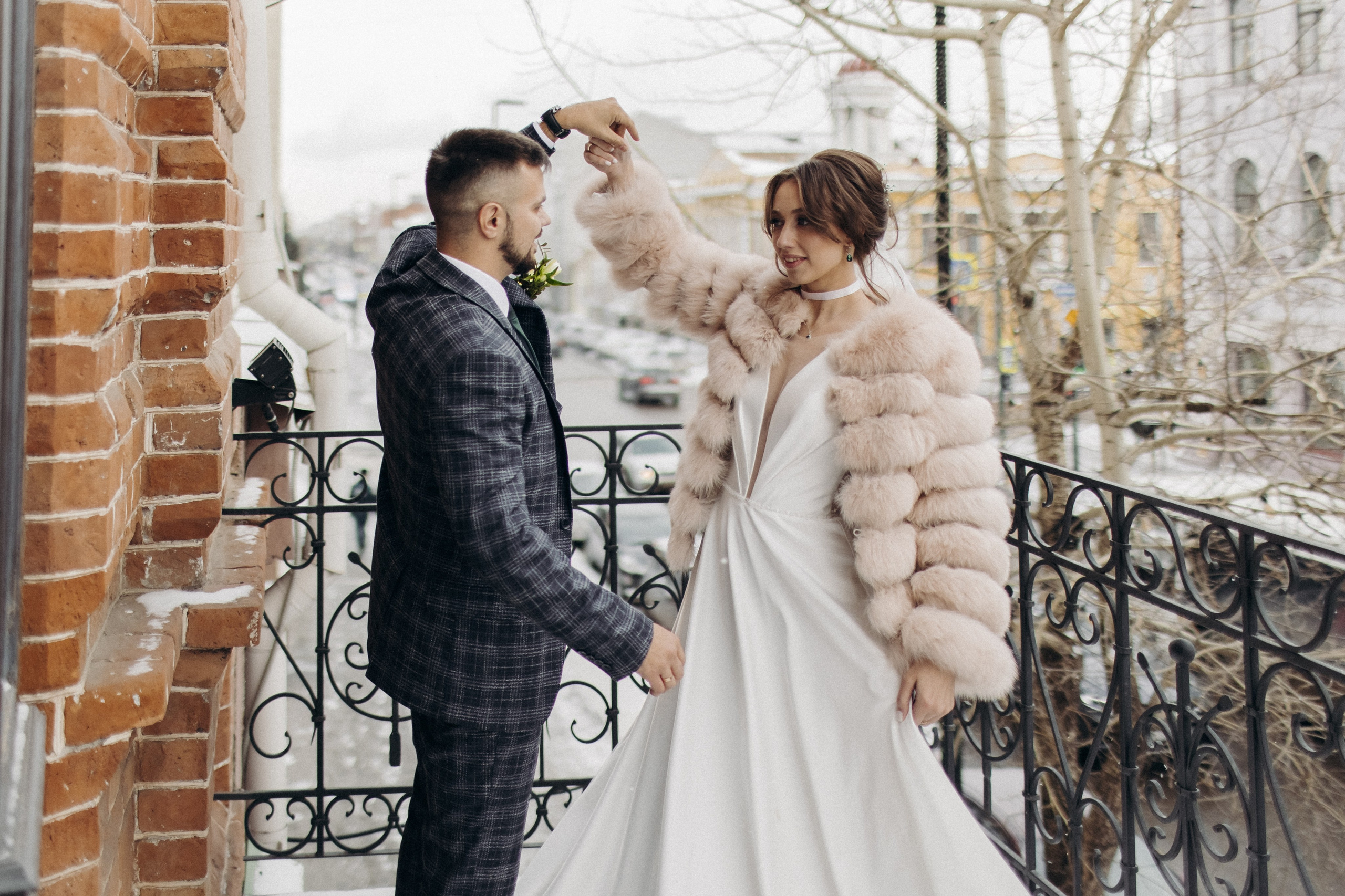 Эдуард и Вера (загс, прогулка). Фотограф свадебный семейный в Красноярске Шукшина Наталья