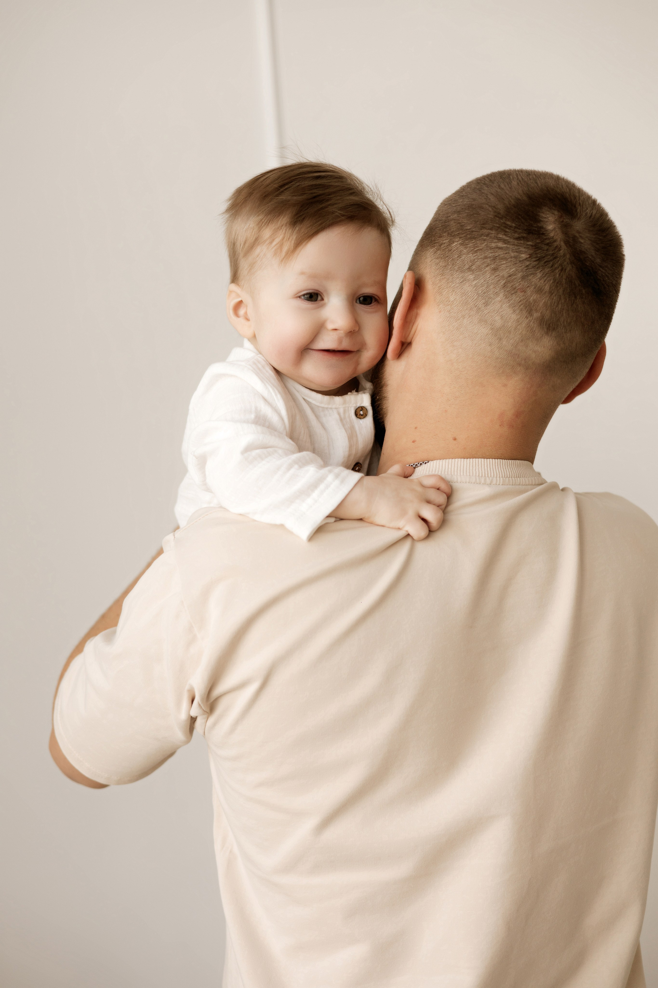 Арсений с мамой и папой. Фотограф в Кемерово Миллер Анна