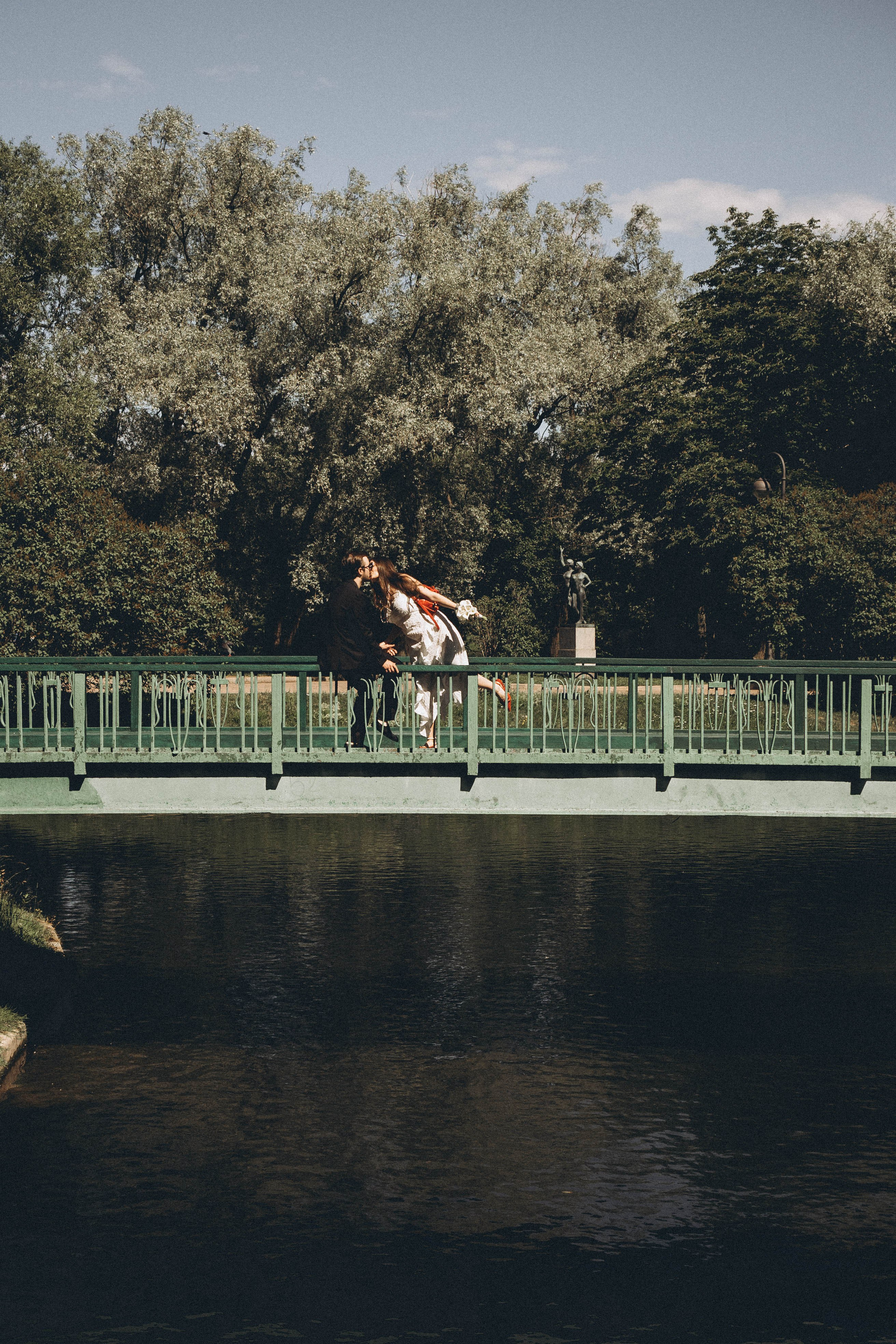 СВАДЕБНАЯ СЬЕМКА В ПАРКЕ ПОБЕДЫ И ПРОГУЛКА ПО МОСКОВСКОМУ ПРОСПЕКТУ. Профессиональный фотограф, Санкт-Петербург — Виктория Богомолова