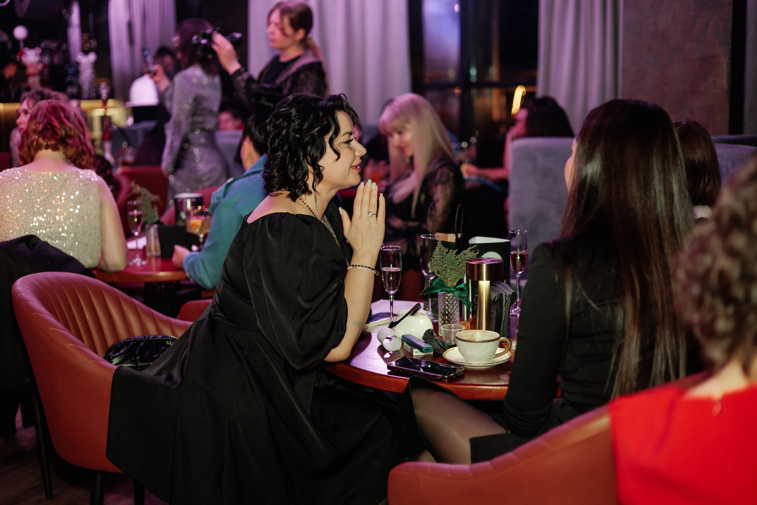 Репортаж Mona. Фотограф Саратов Анастасия