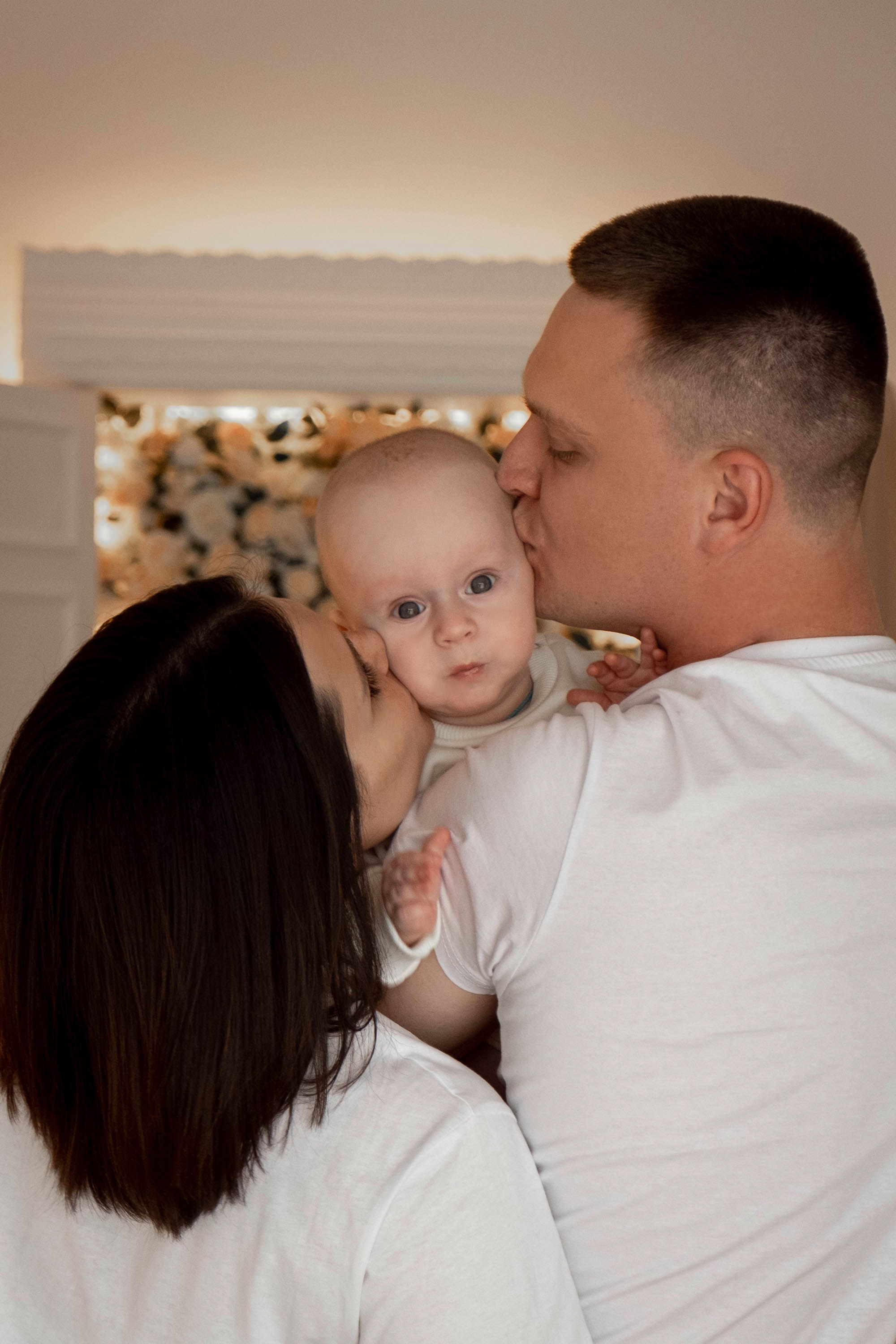 Ксения, Денис и малыш Илья. Свадебный и семейный фотограф в Тюмени Екатерина Дубровина