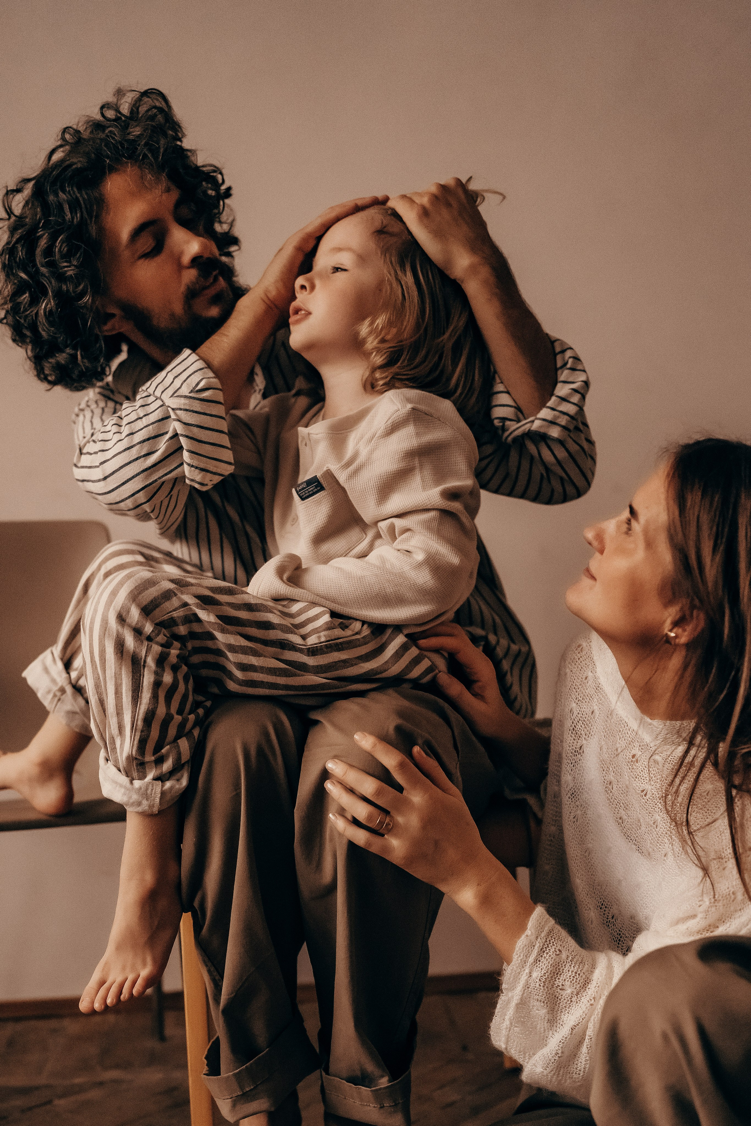 Объятья и немного баловства. Главная