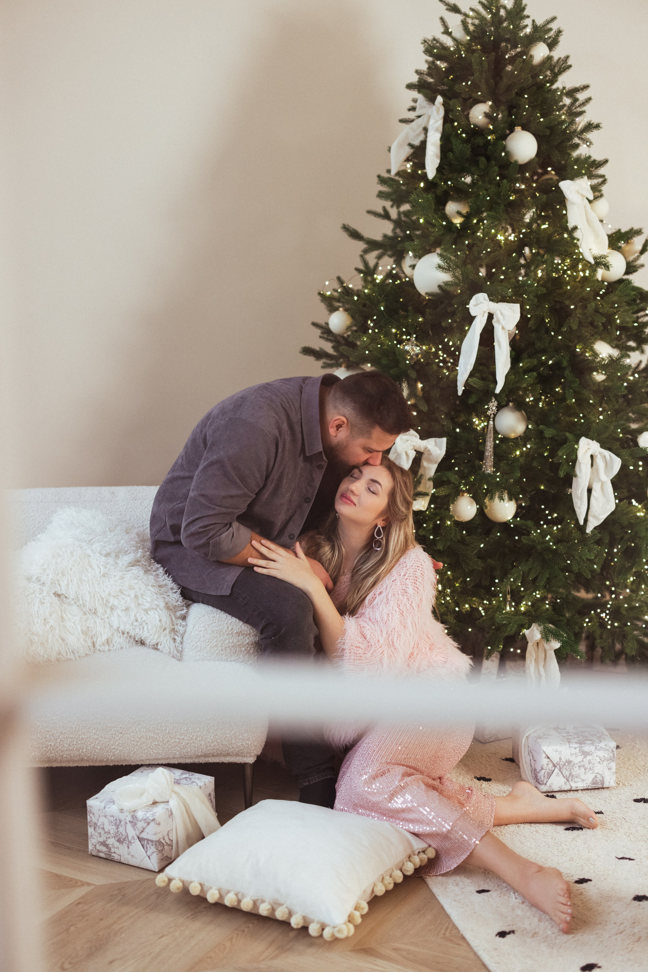 Семейная новогодняя фотосессия в фотостудии «Париж», г Краснодар. Семейный и детский фотограф в Краснодаре Анна Трашкова