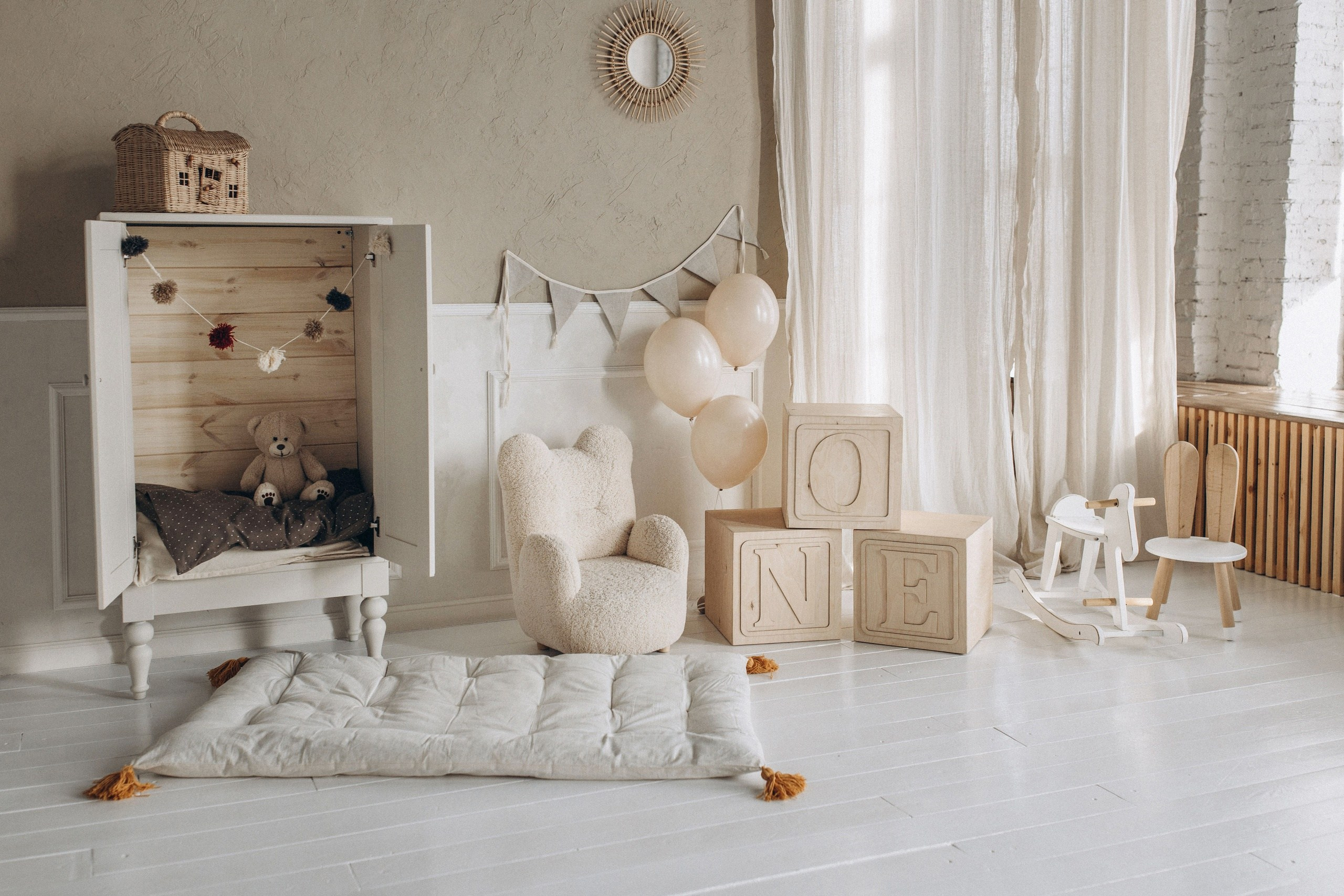 Студия Истории зал Мидл, 1700 руб. в час. Классный фотограф Красноярска Васильева Ирина